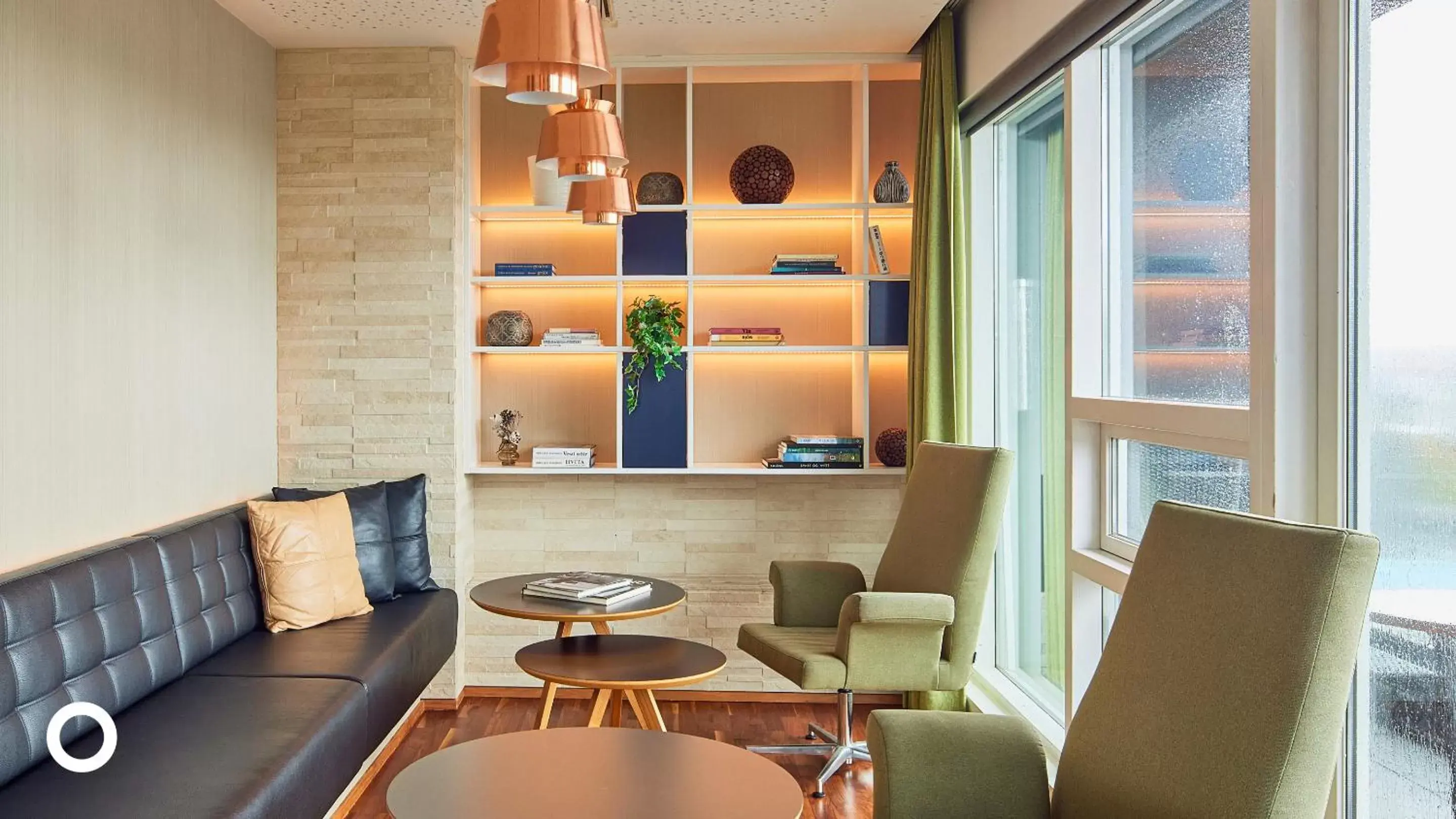 Lounge or bar in Center Hotels Arnarhvoll Lounge or bar in Center Hotels Arnarhvoll