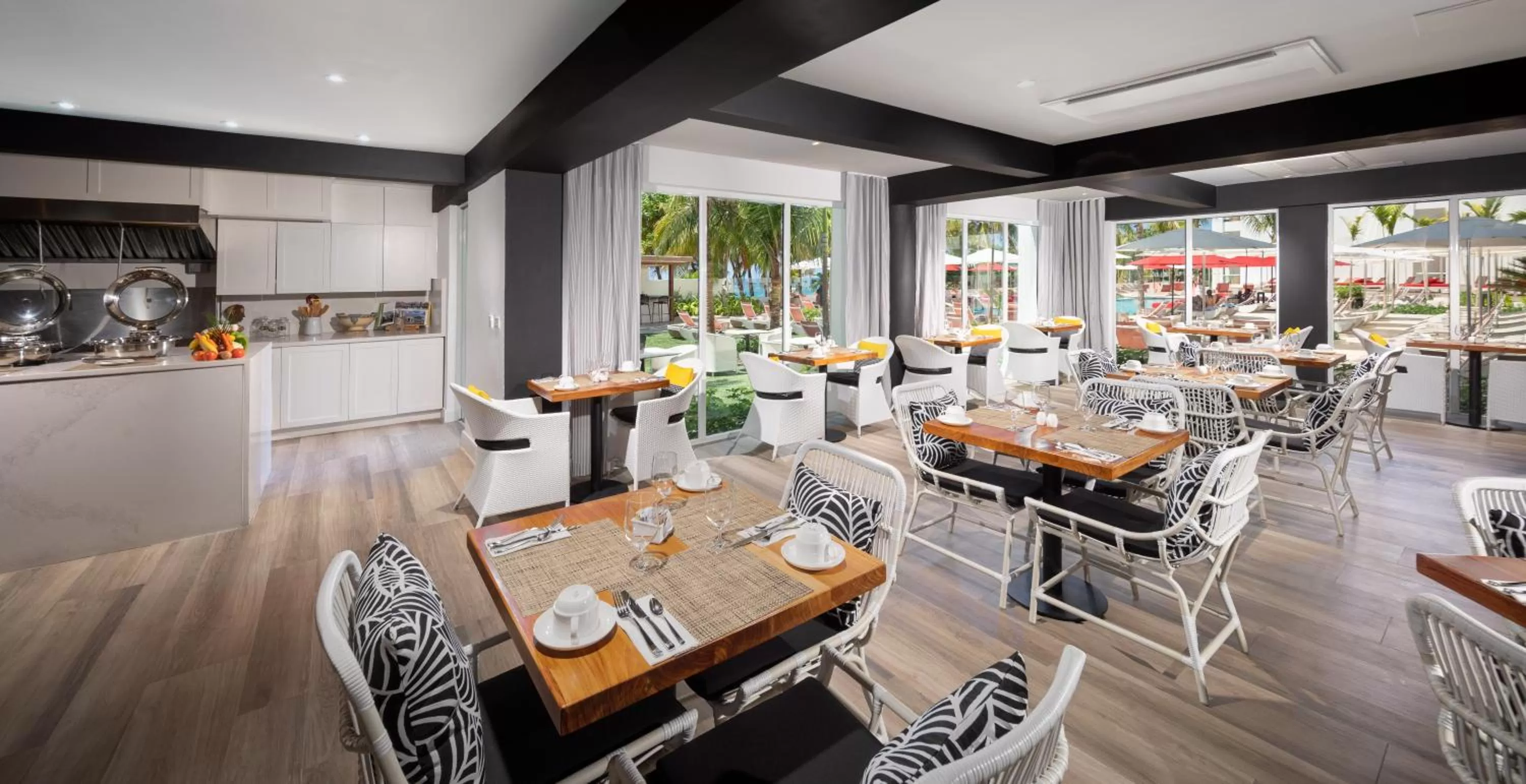 Restaurant/places to eat in S Hotel Montego Bay - Luxury Boutique All-Inclusive Hotel