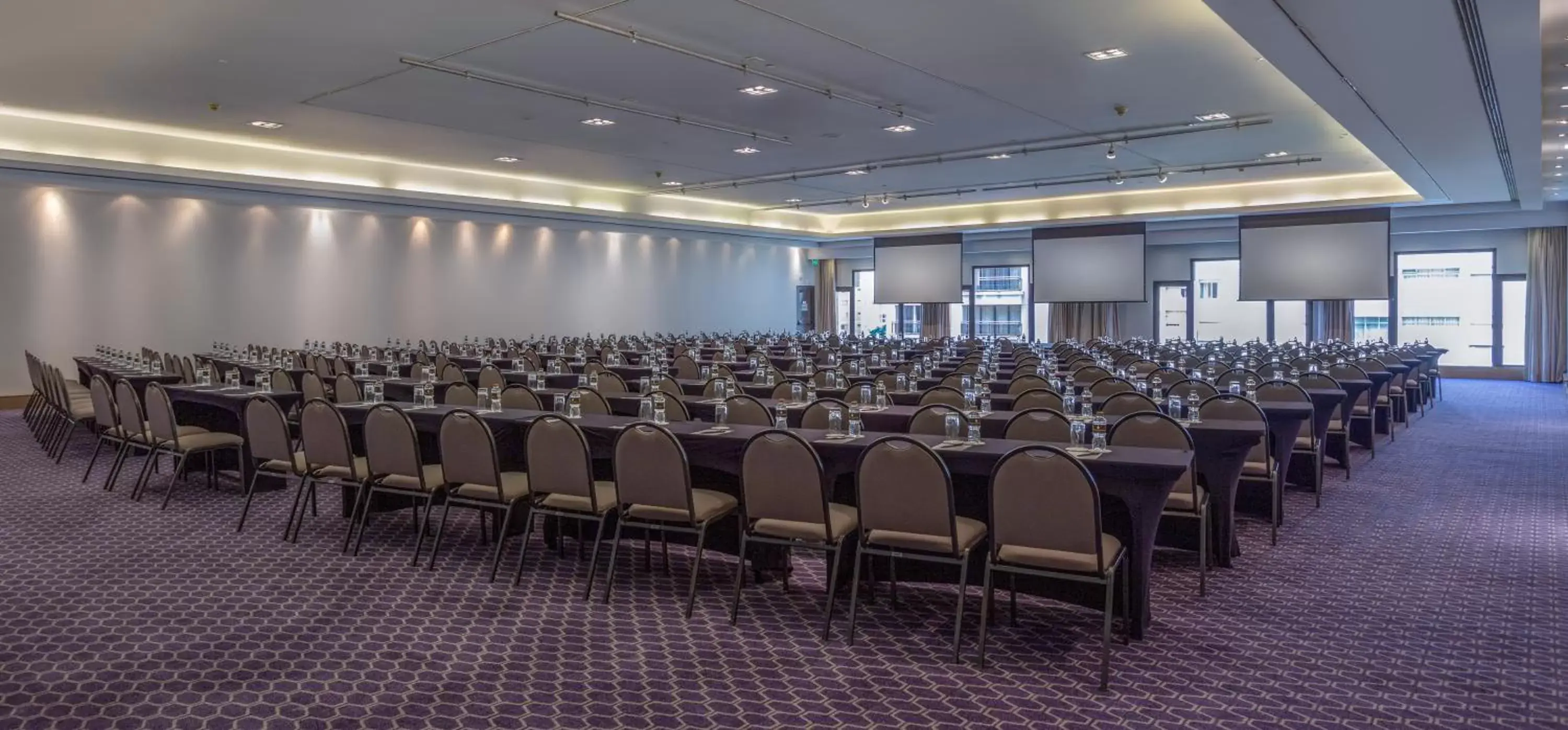 Meeting/conference room in InterContinental São Paulo, an IHG Hotel