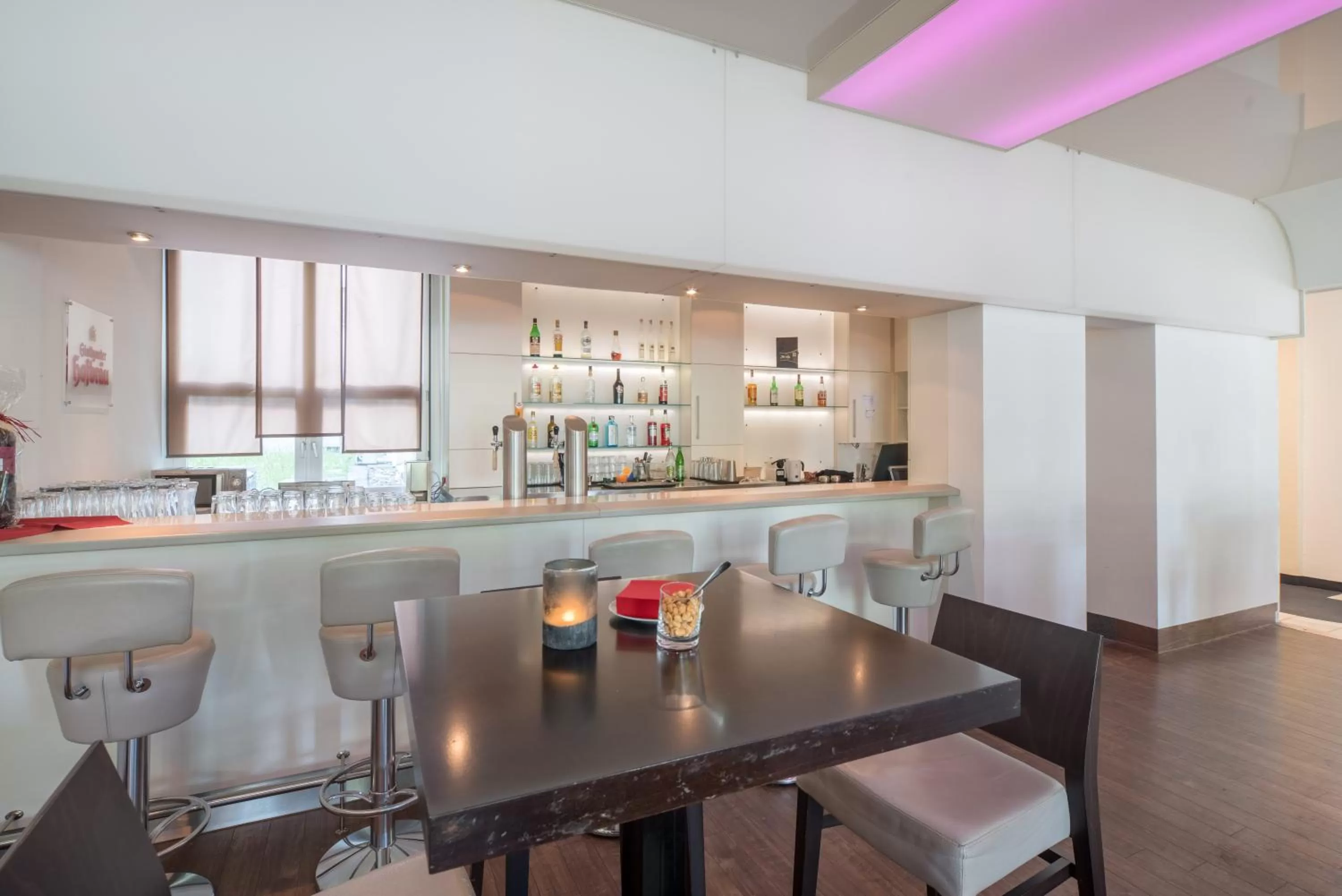 Lounge or bar in Best Western Plus Hotel Fellbach-Stuttgart