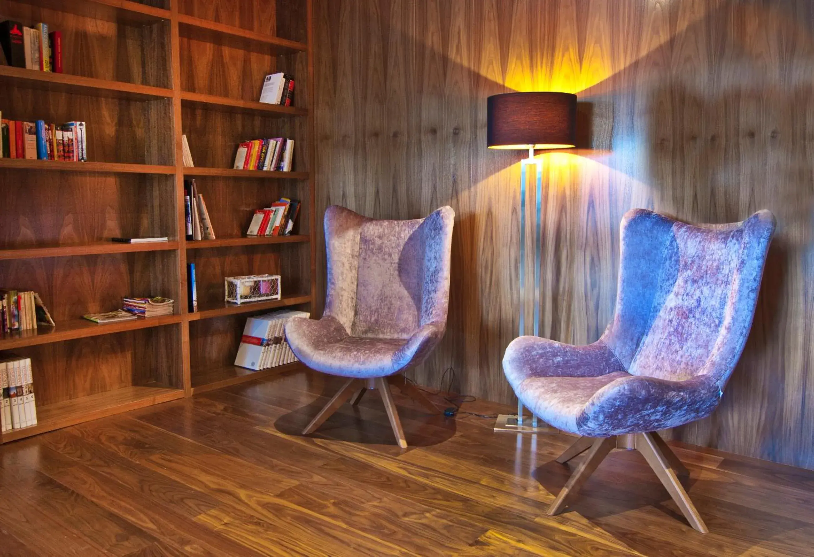 Library, Seating Area in Sant Jordi Boutique Hotel