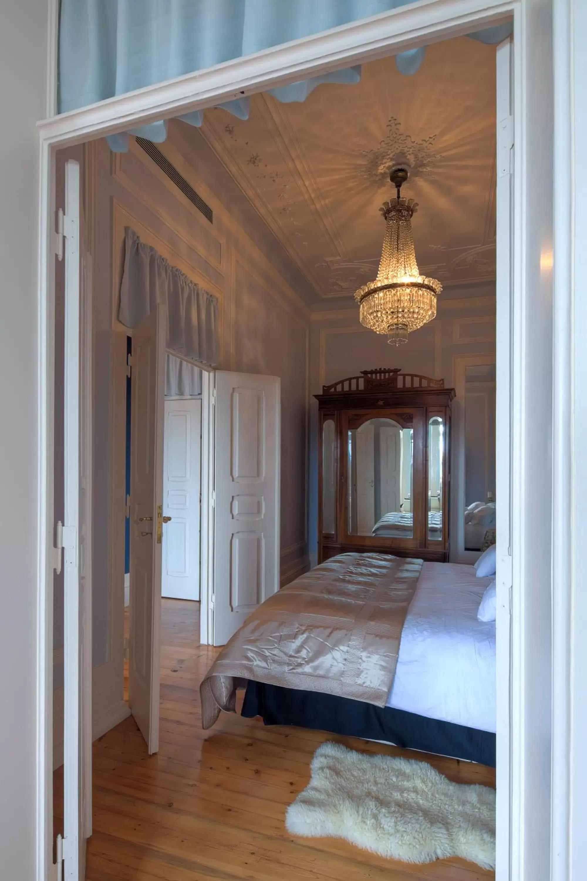 Bedroom, Bed in Palacete Chafariz Del Rei - by Unlock Hotels