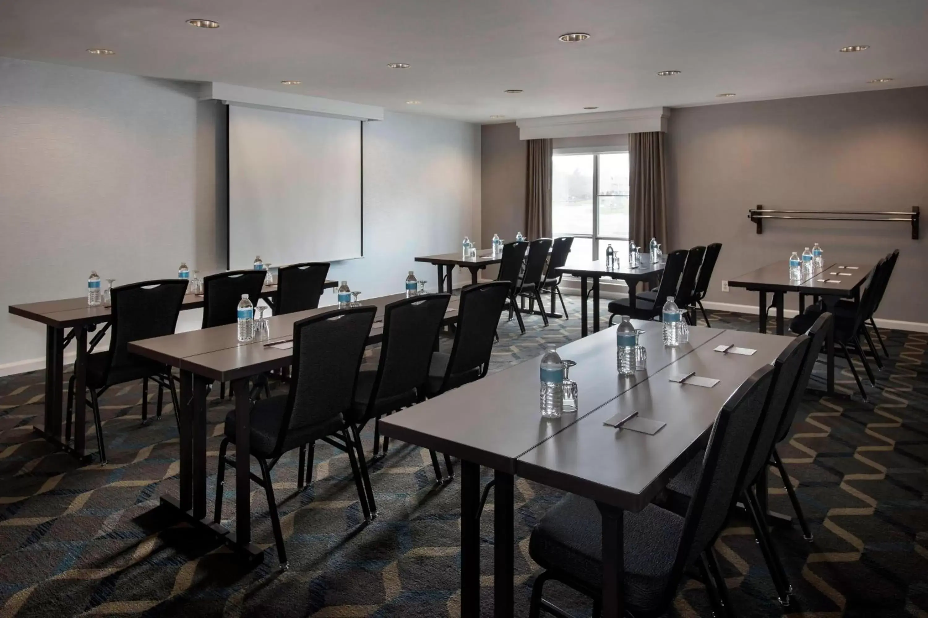 Meeting/conference room in Residence Inn Syracuse Carrier Circle