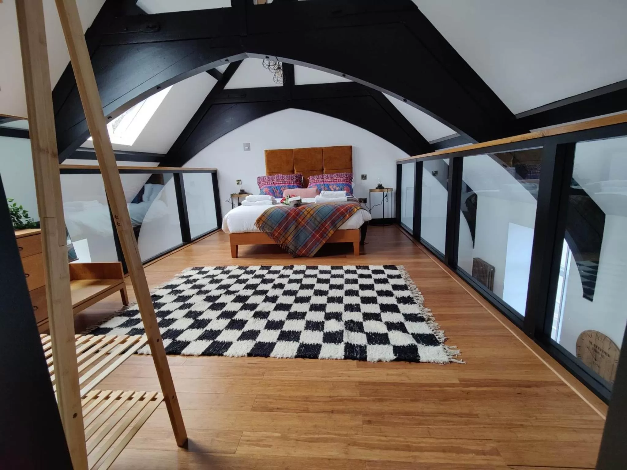 Bed in Slateford House 1770 Luxury Aparthotel by The House of Danu