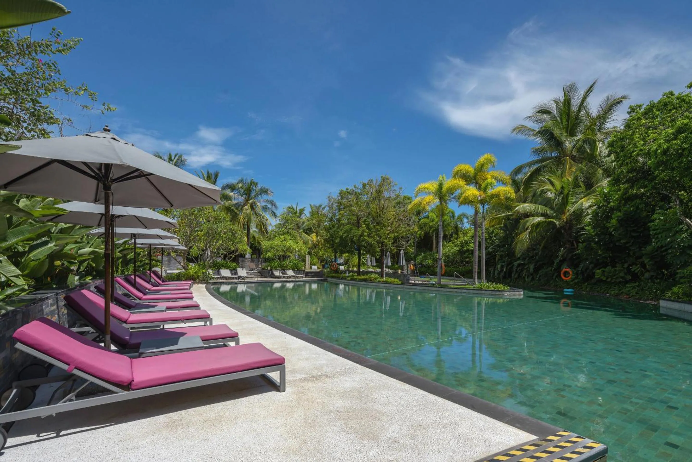 Swimming pool in Grand Hyatt Sanya Haitang Bay Resort and Spa