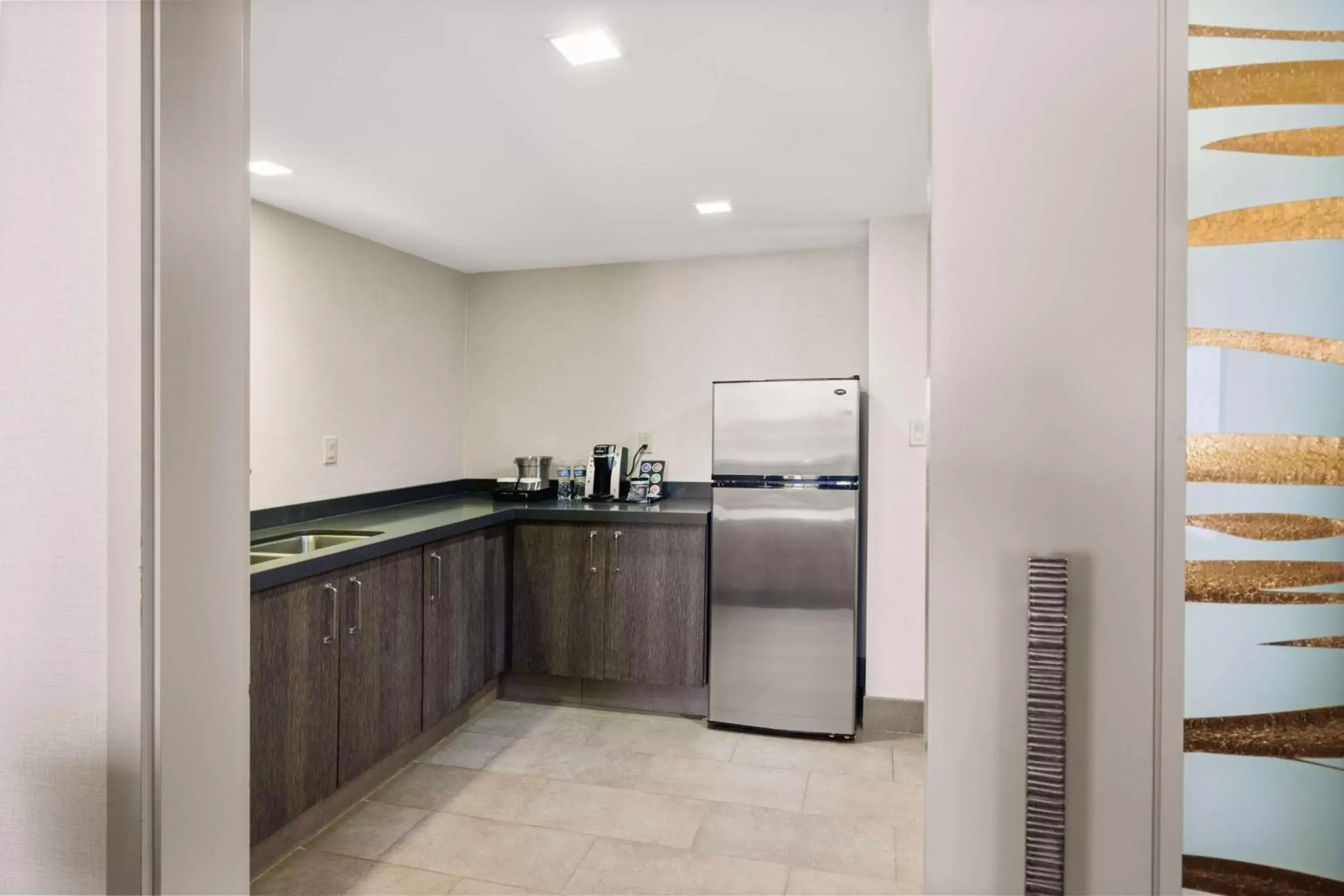 Kitchen or kitchenette, Kitchen/Kitchenette in Hilton Salt Lake City Center