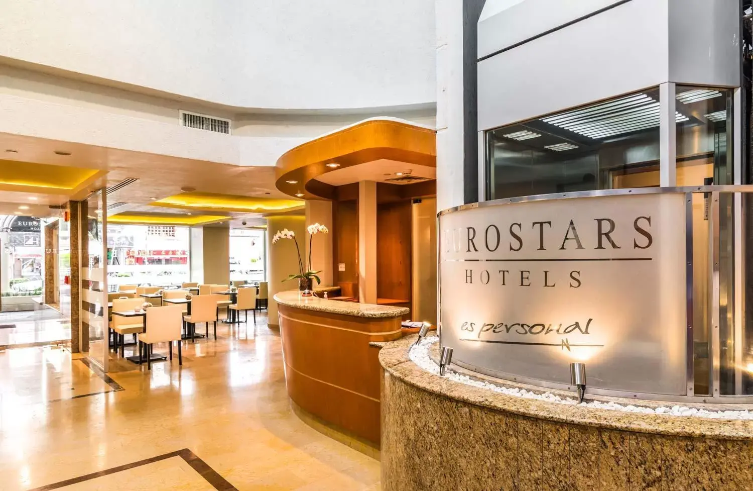 Lobby or reception in Eurostars Zona Rosa Suites