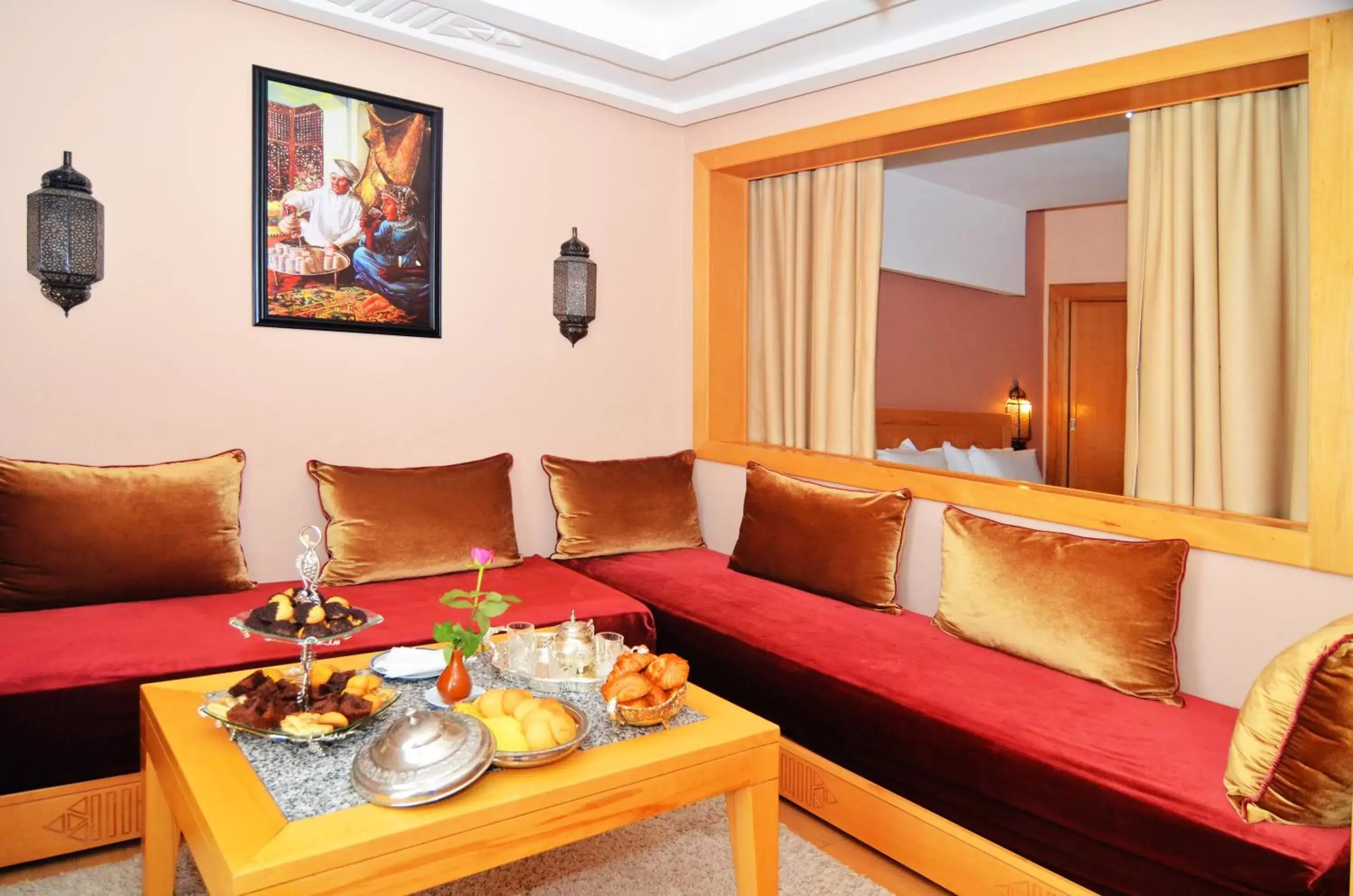 Living room in Atlantic Palm Beach Living room in Atlantic Palm Beach