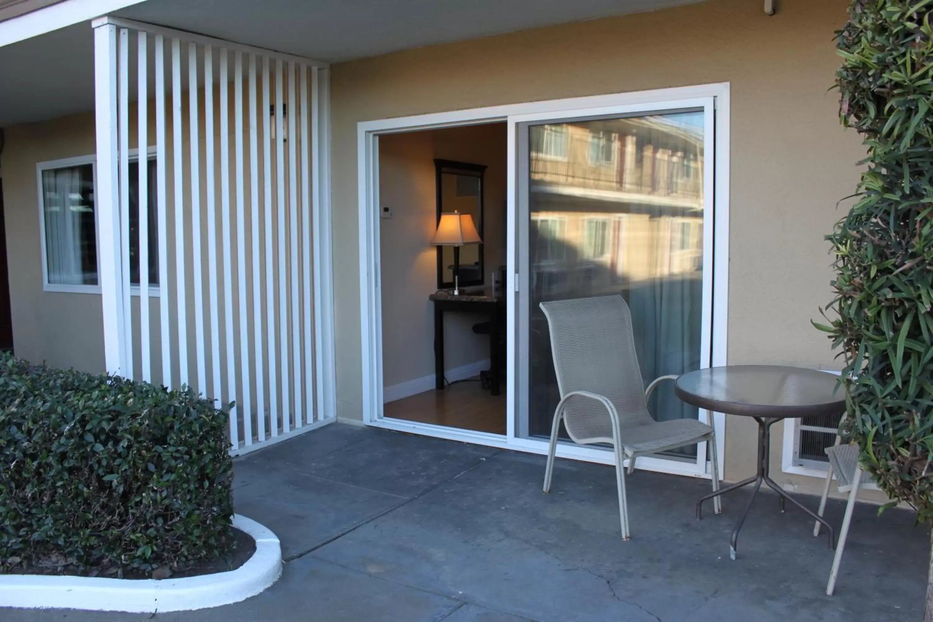 Patio in Travelodge by Wyndham Santa Maria