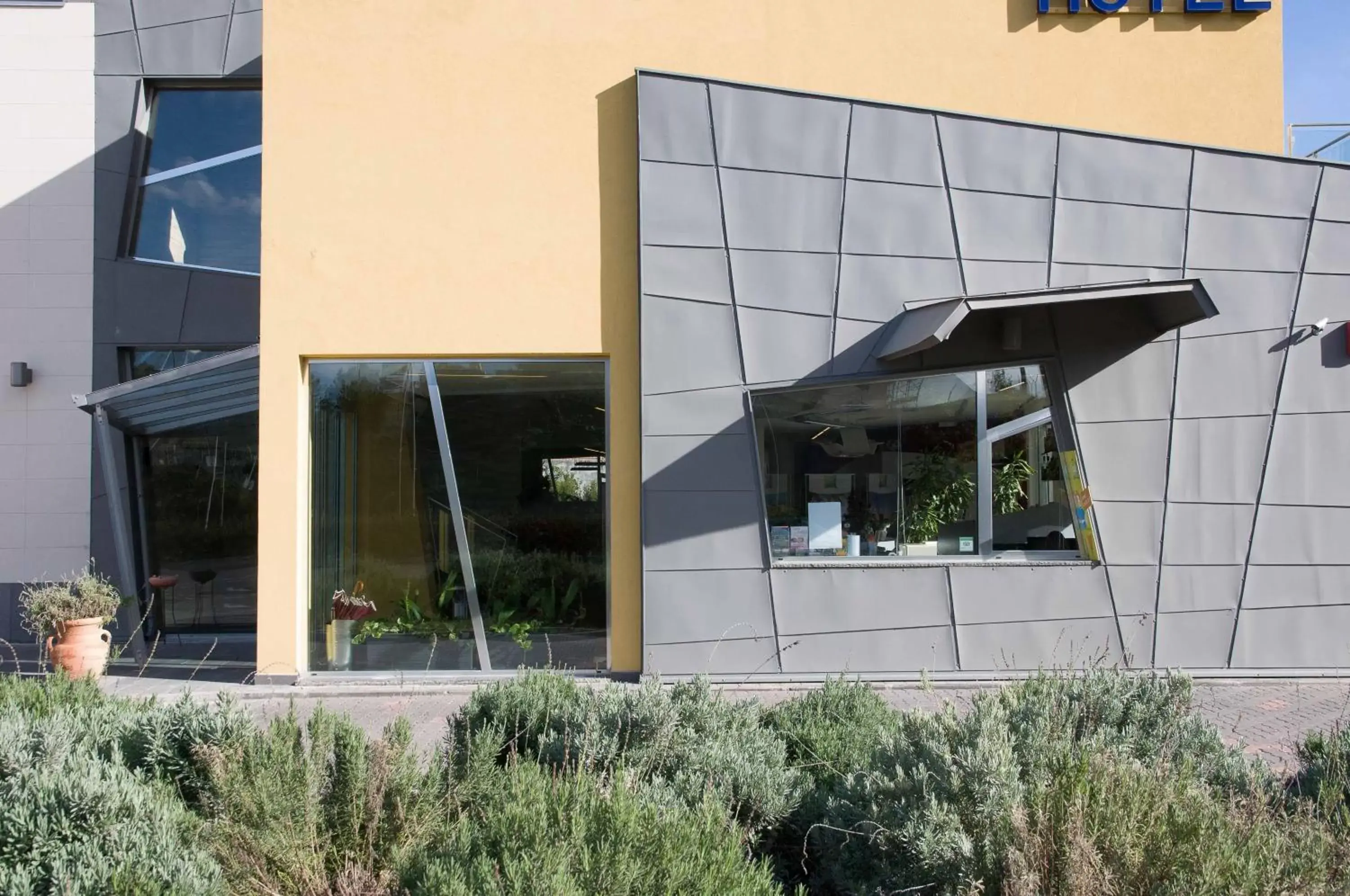 Facade/entrance, Property Building in ibis Styles Catania Acireale