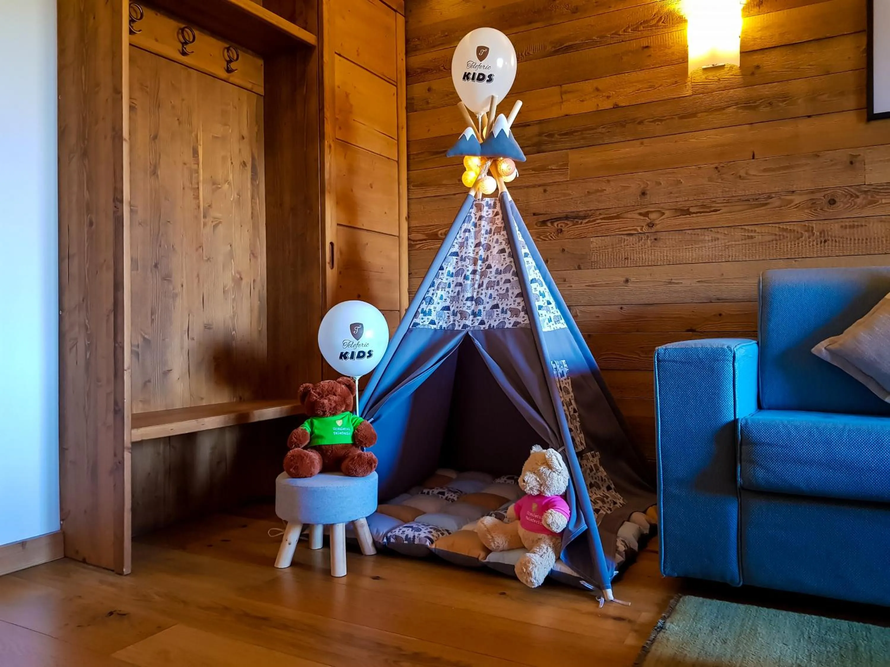 Property building in Teleferic Grand Hotel