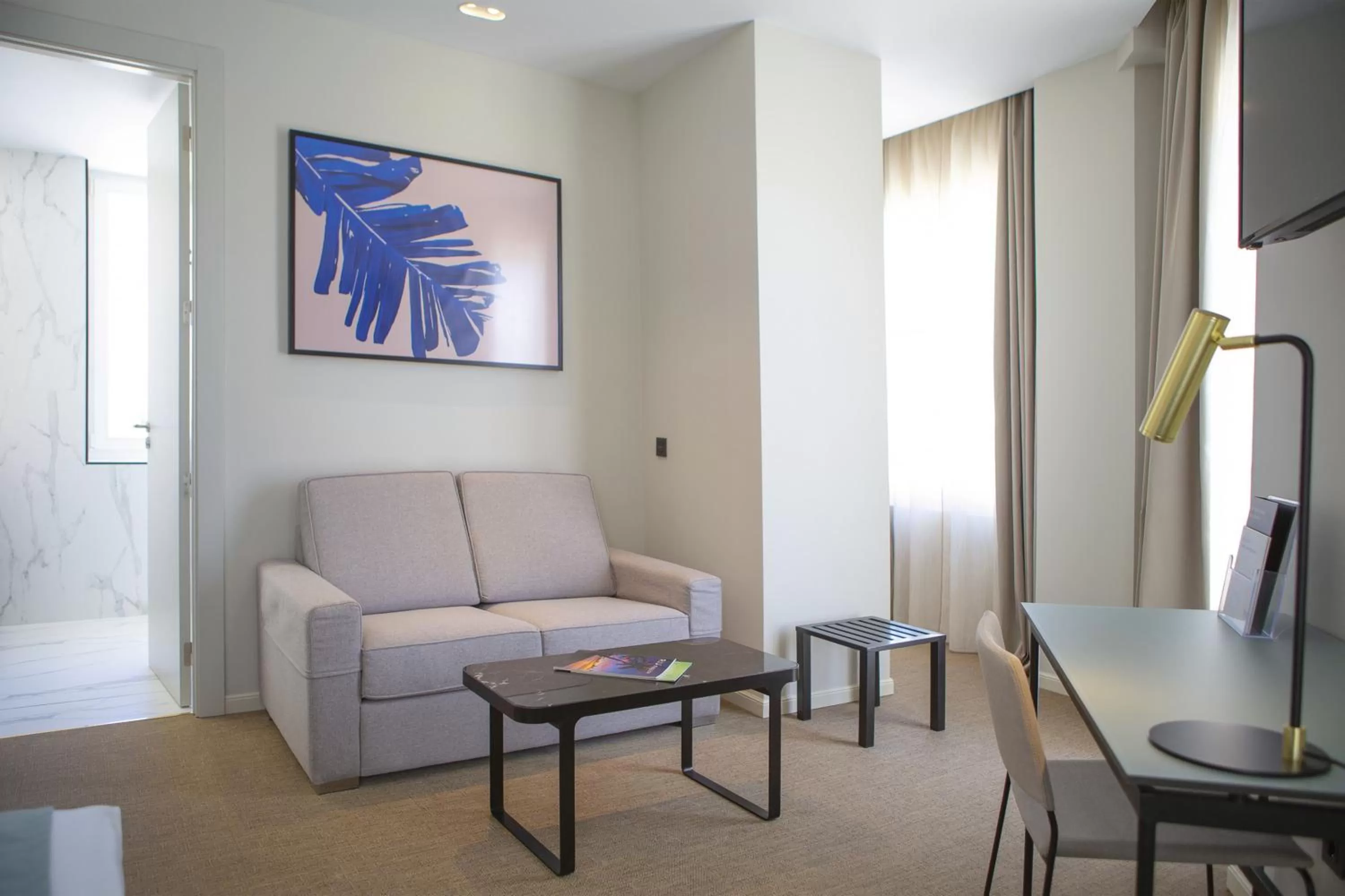 Seating area in Riu Plaza España