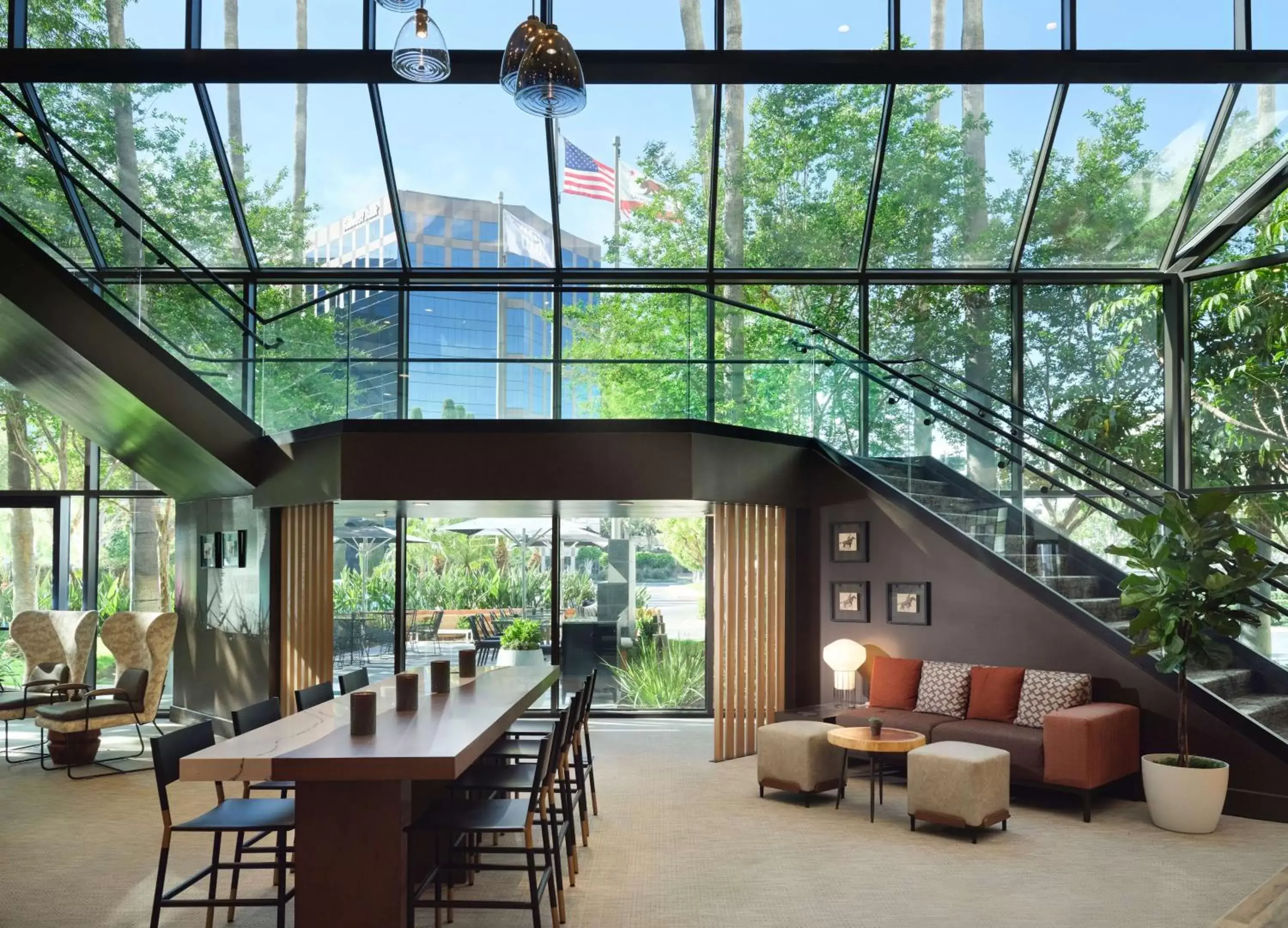 Lobby or reception in Sonesta Irvine John Wayne Airport Lobby or reception in Sonesta Irvine John Wayne Airport