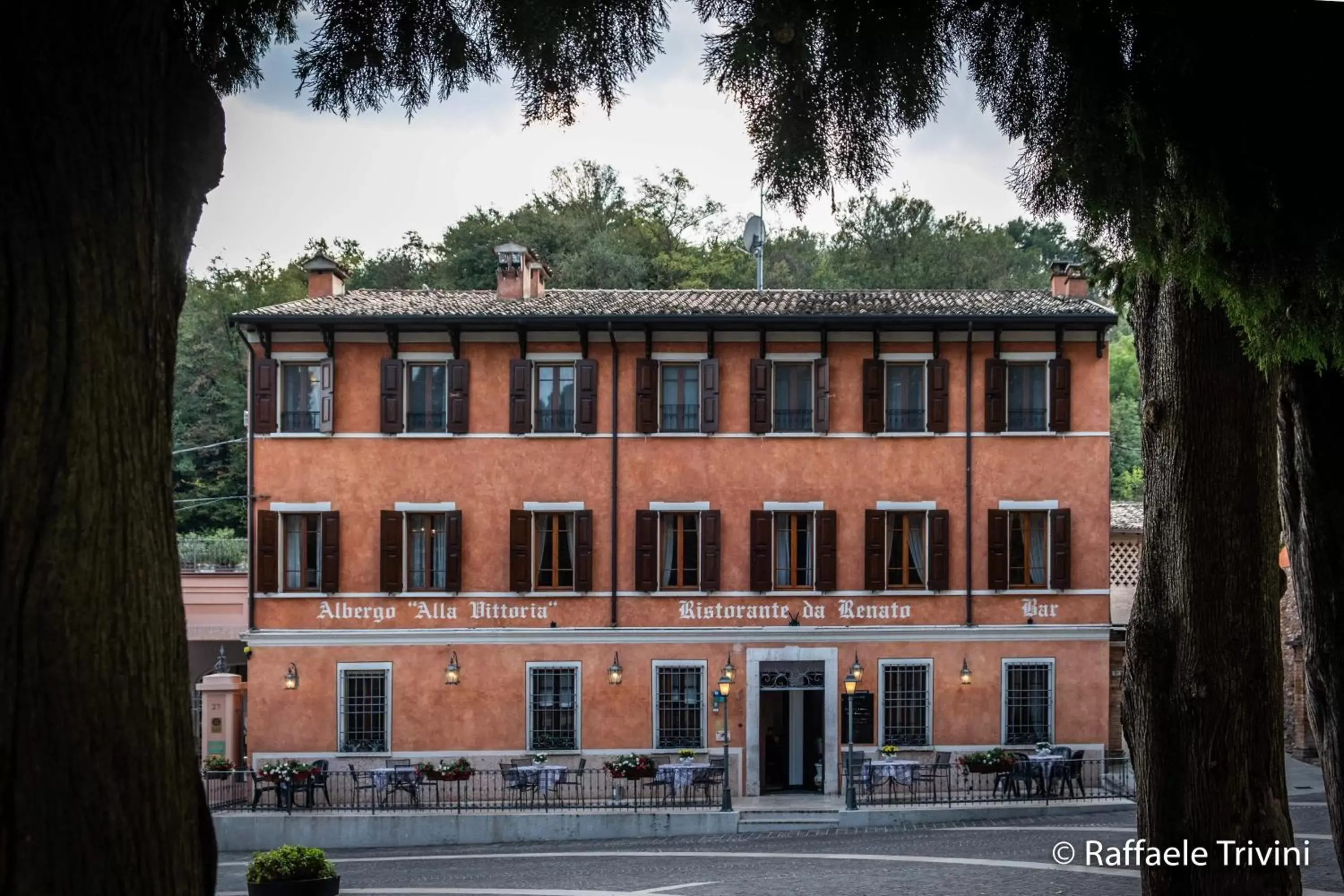 Property logo or sign, Property Building in Hotel Ristorante Alla Vittoria