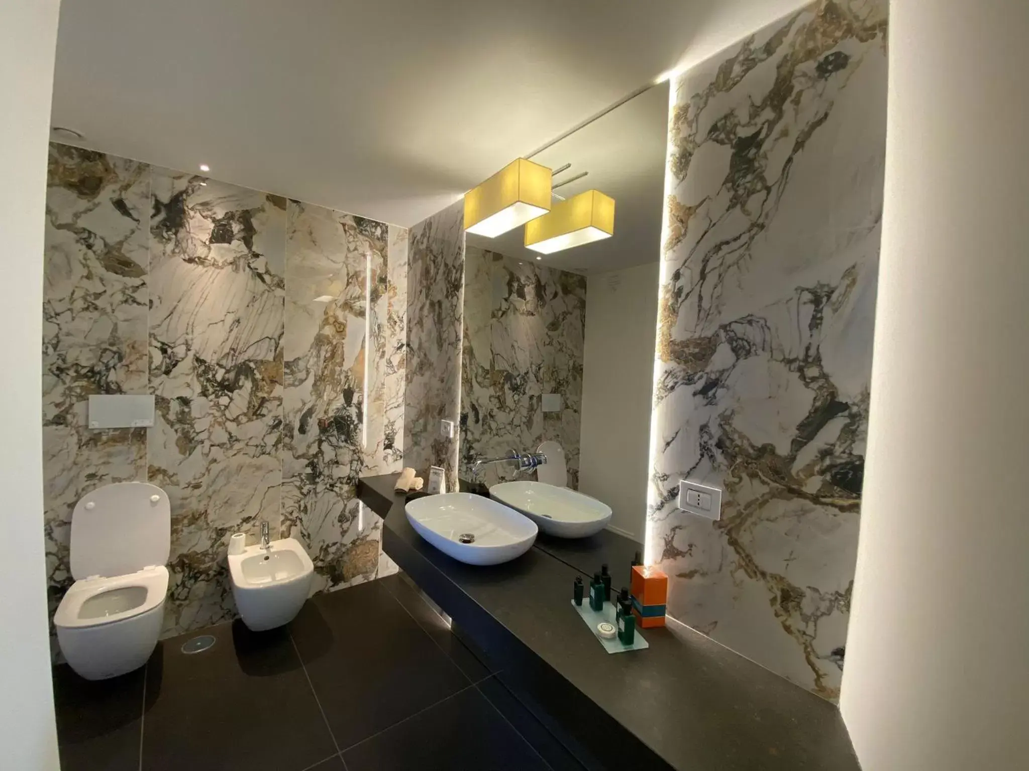 Toilet, Bathroom in Monastero dei Santi