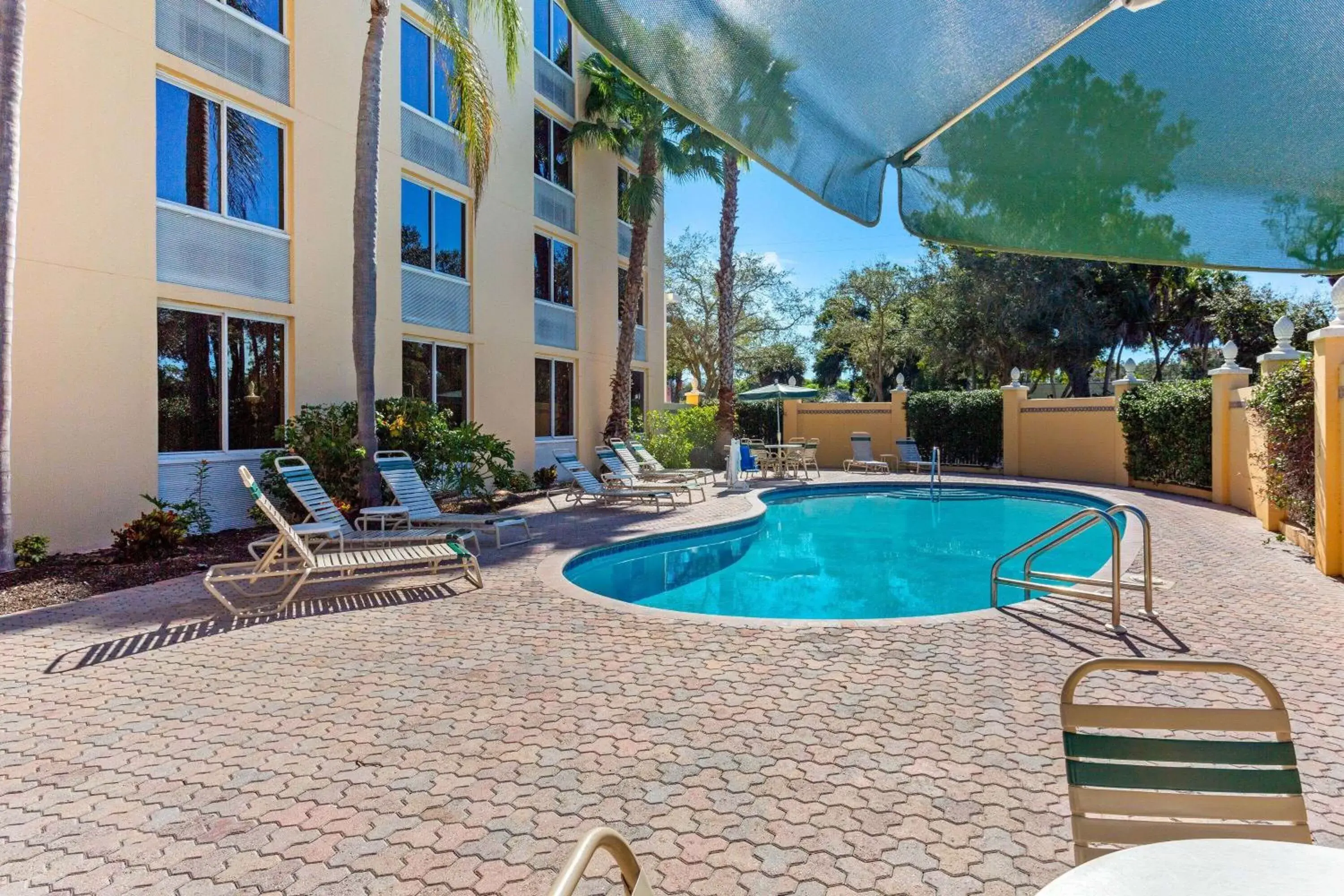 On site, Swimming Pool in La Quinta by Wyndham Sarasota Downtown