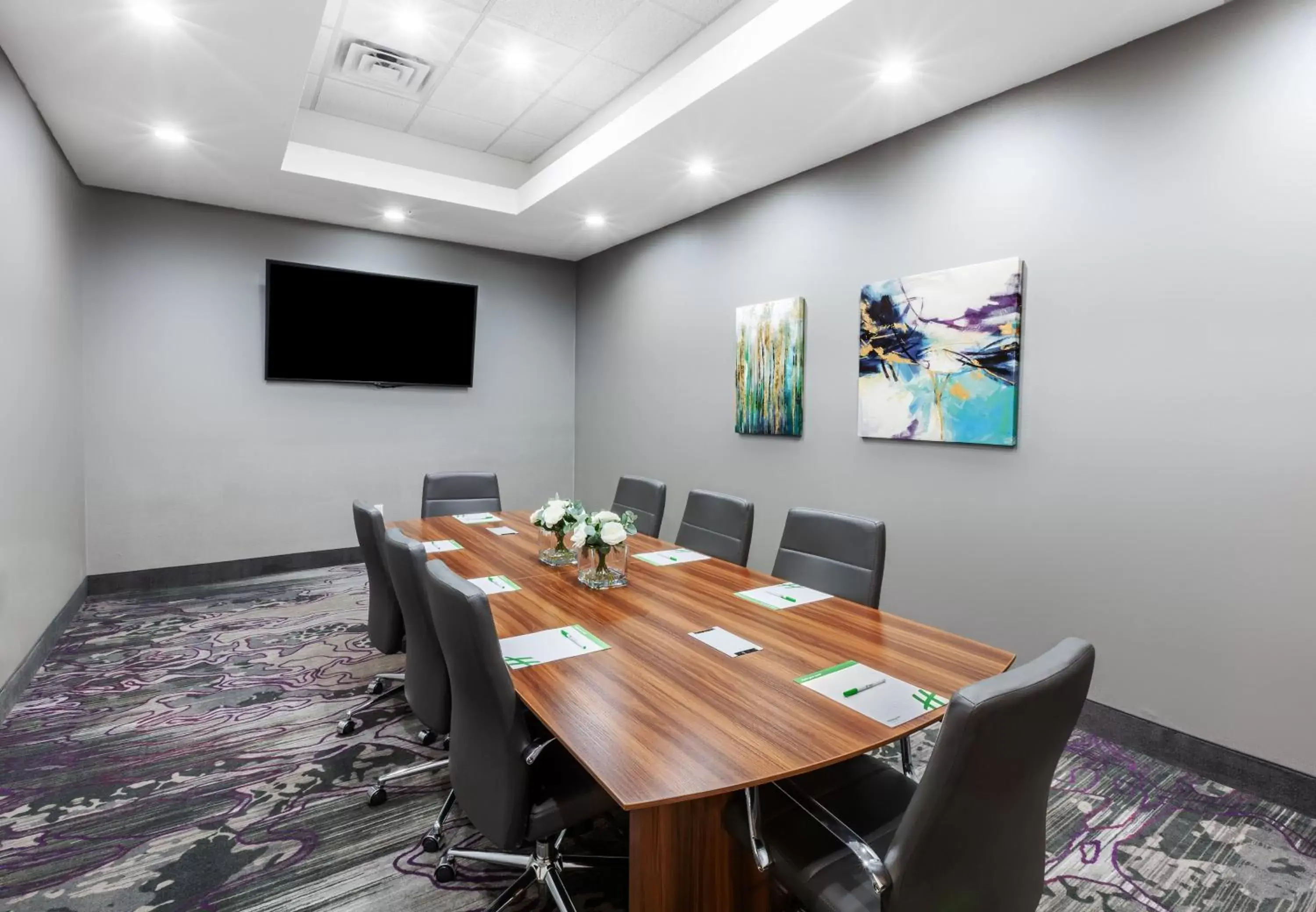 Meeting/conference room in Holiday Inn Lubbock South, an IHG Hotel
