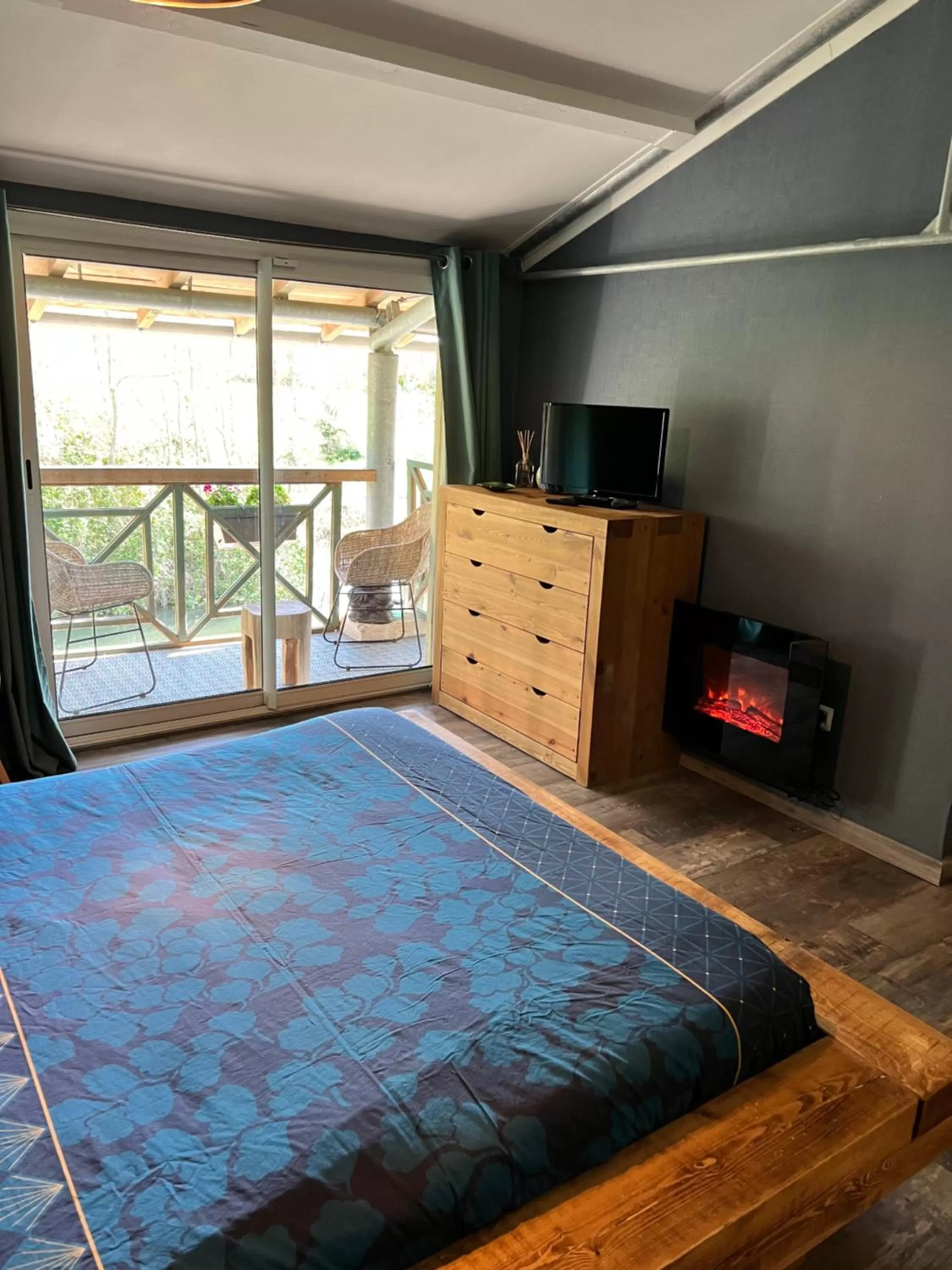 TV and multimedia, Bed in Relais de la Venise verte