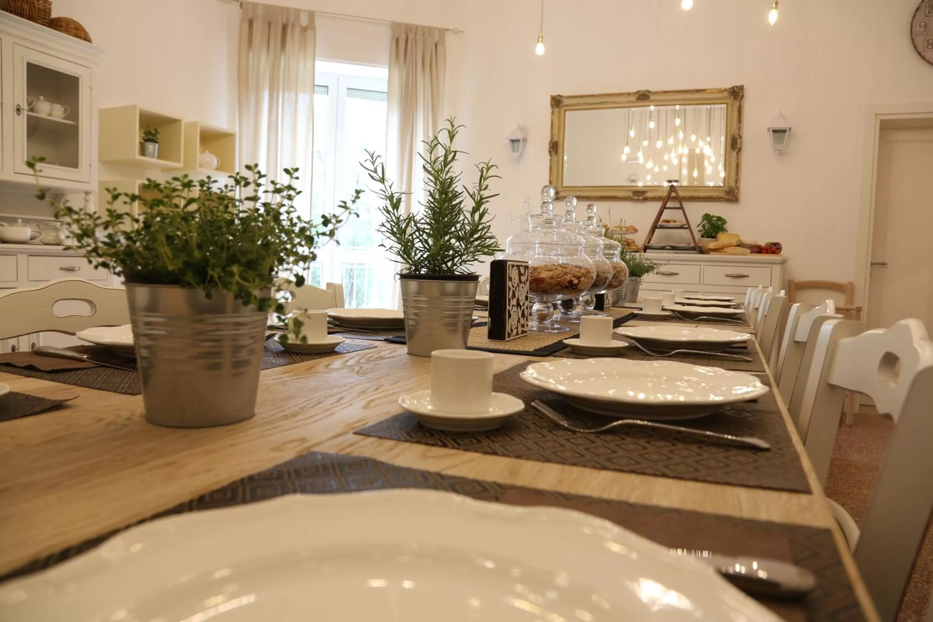 Communal lounge/ TV room in Palazzo Bignami