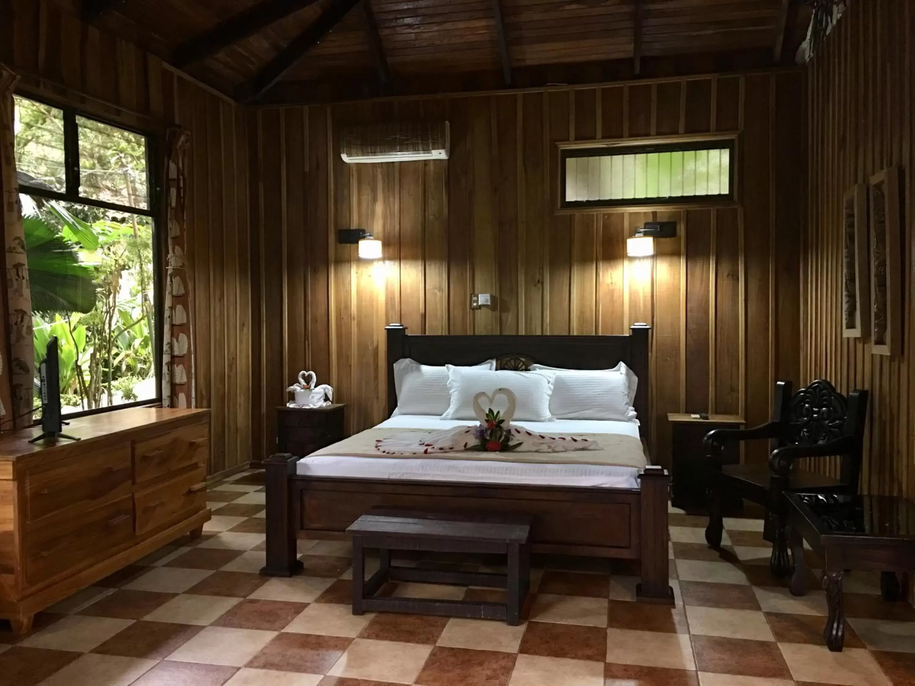 Bed in Hotel Kokoro Mineral Hot Springs