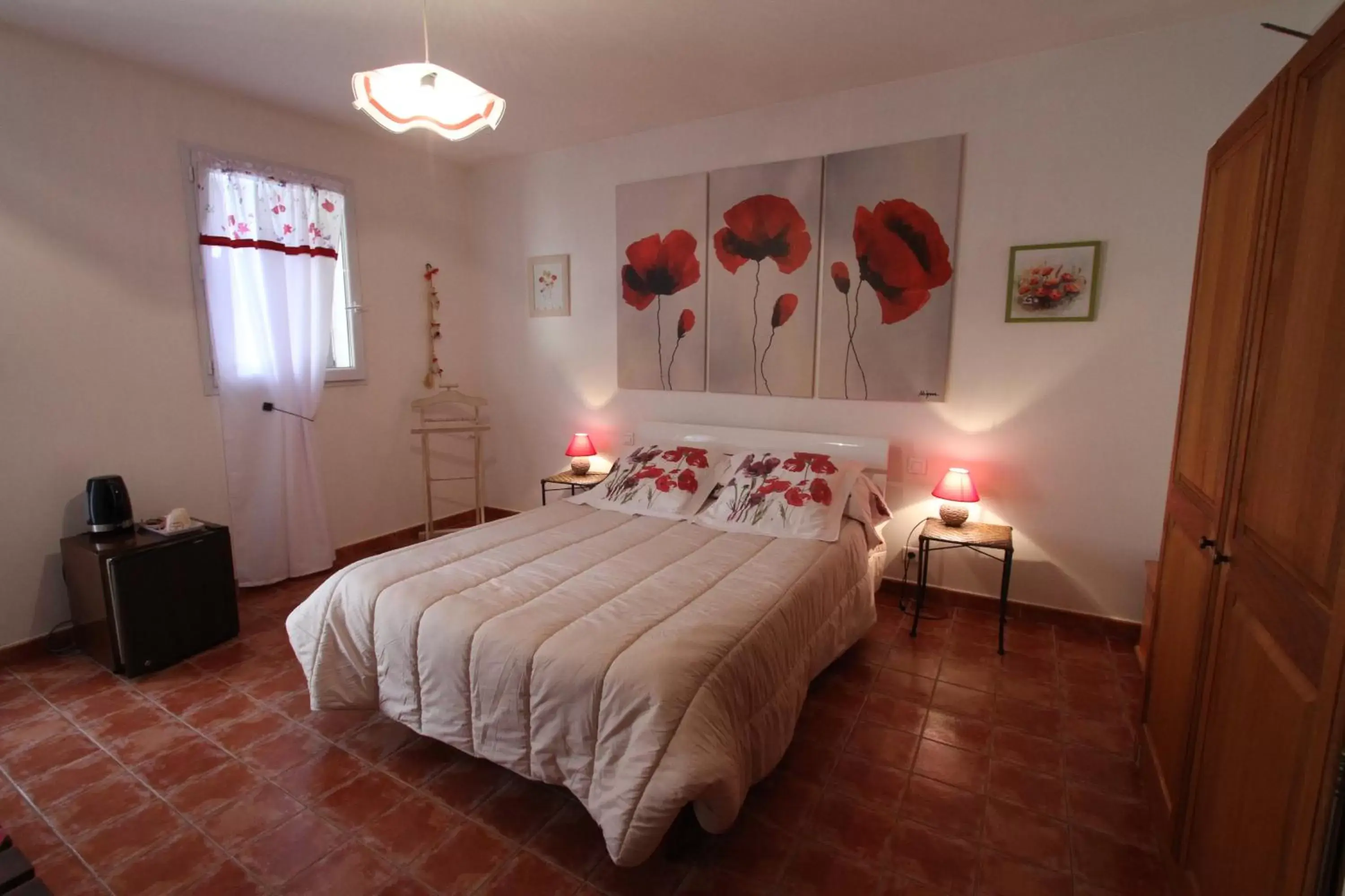 Bedroom, Bed in CLOS DE LA FONT