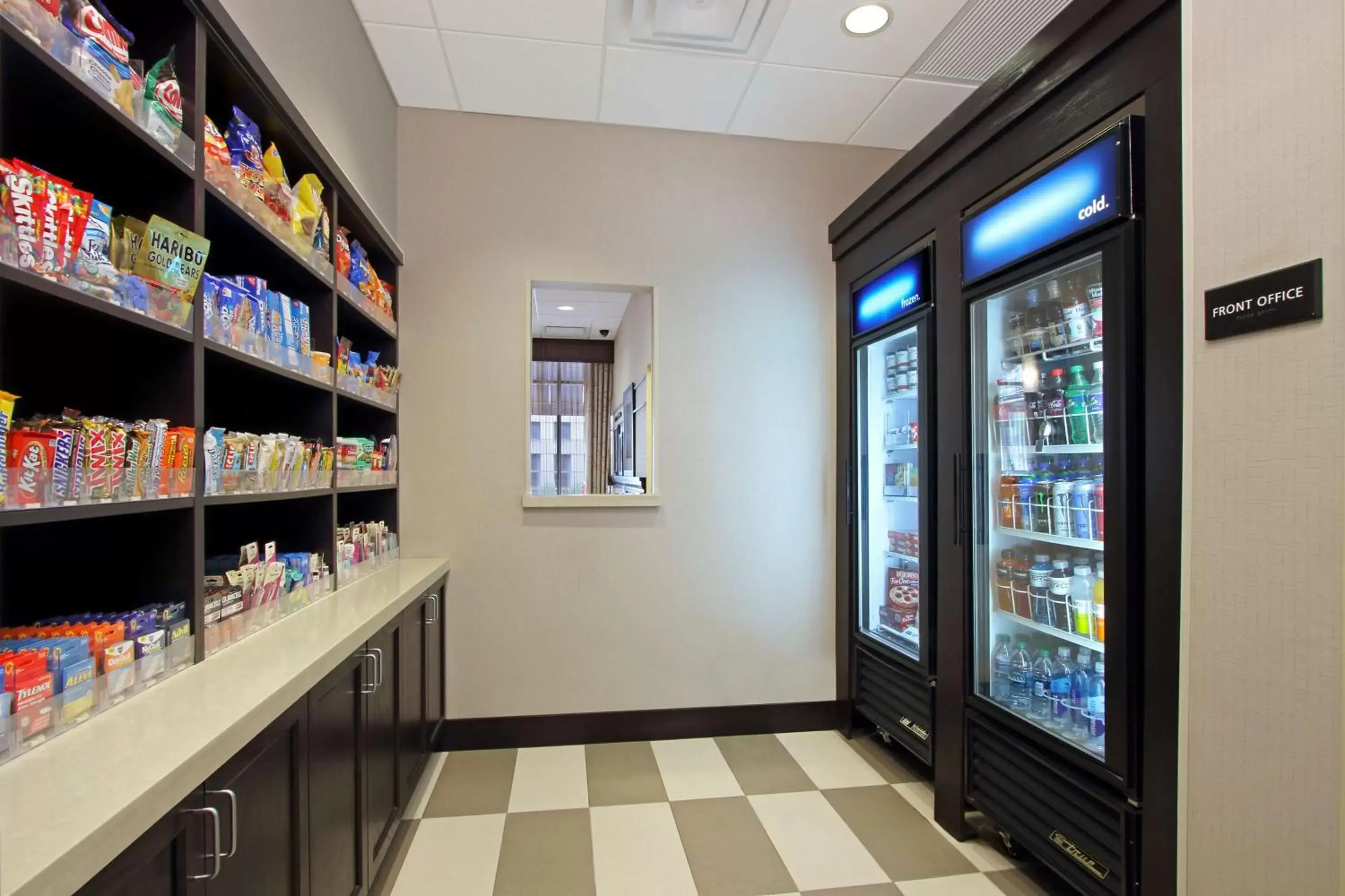 Restaurant/places to eat in Hampton Inn & Suites Columbus-Downtown, Ohio Restaurant/places to eat in Hampton Inn & Suites Columbus-Downtown, Ohio