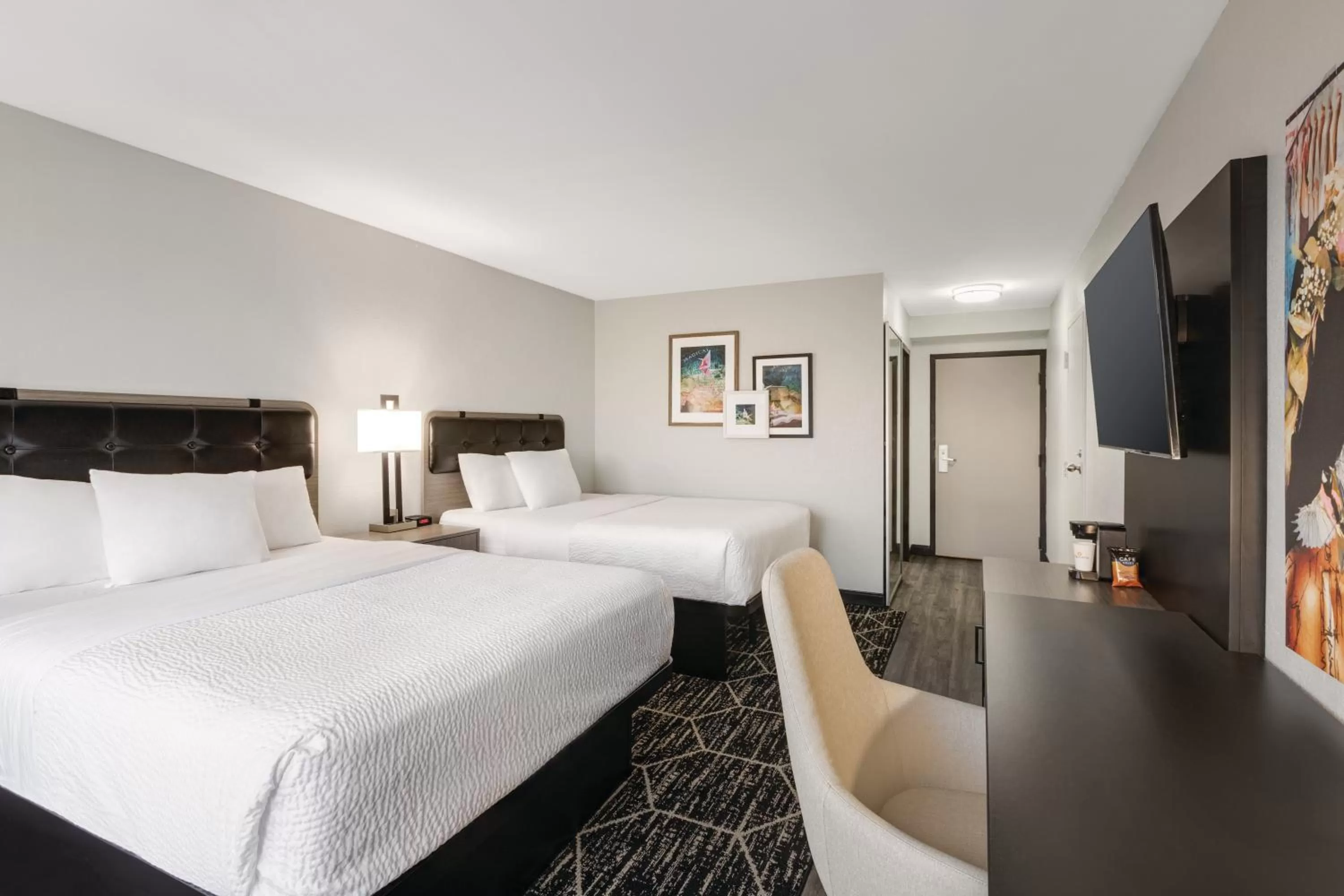 Photo of the whole room, Bed in La Quinta inn & suites by Wyndham Dothan