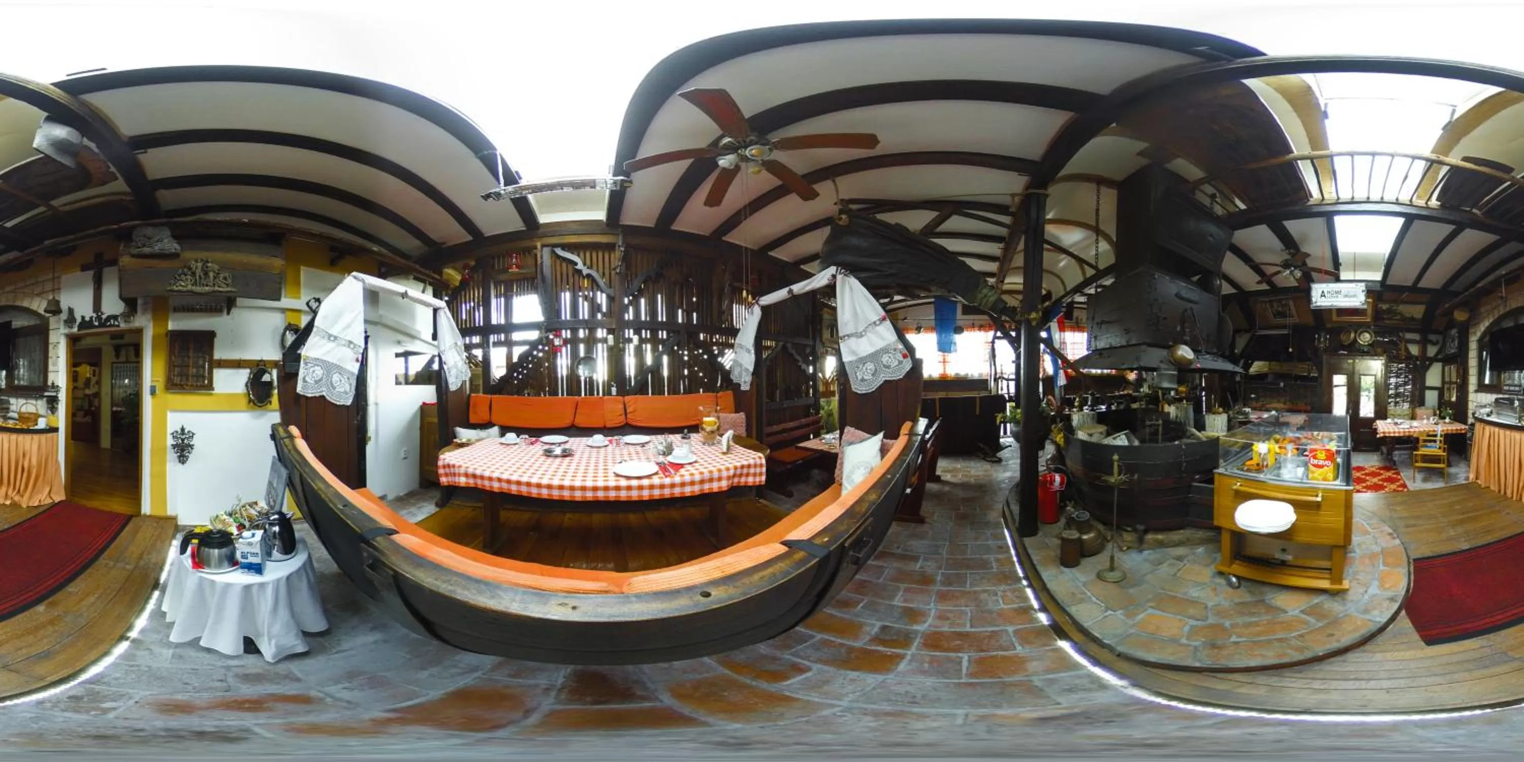 Restaurant/places to eat in Hotel Garten