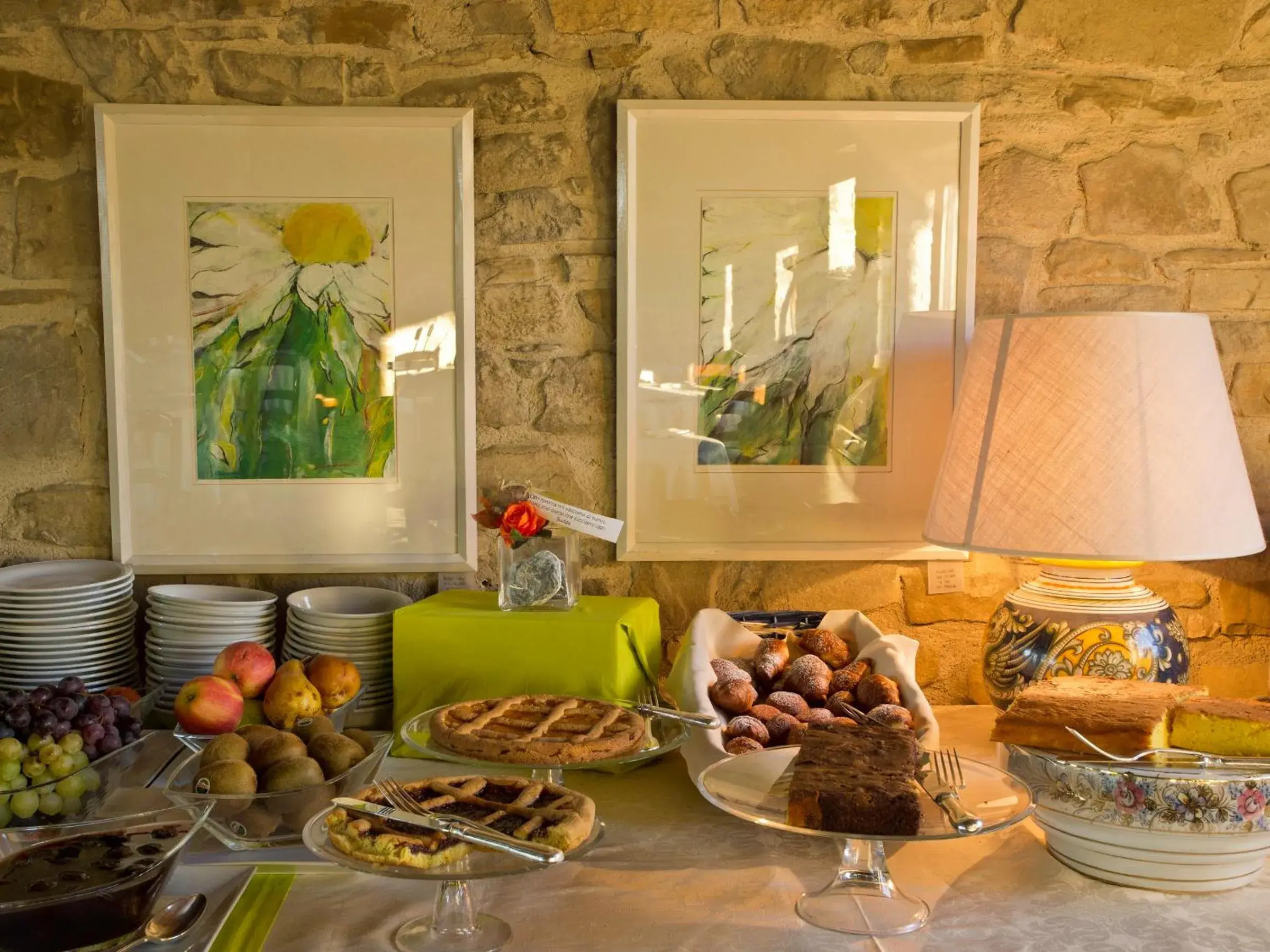 Buffet breakfast in Le Silve di Armenzano Buffet breakfast in Le Silve di Armenzano