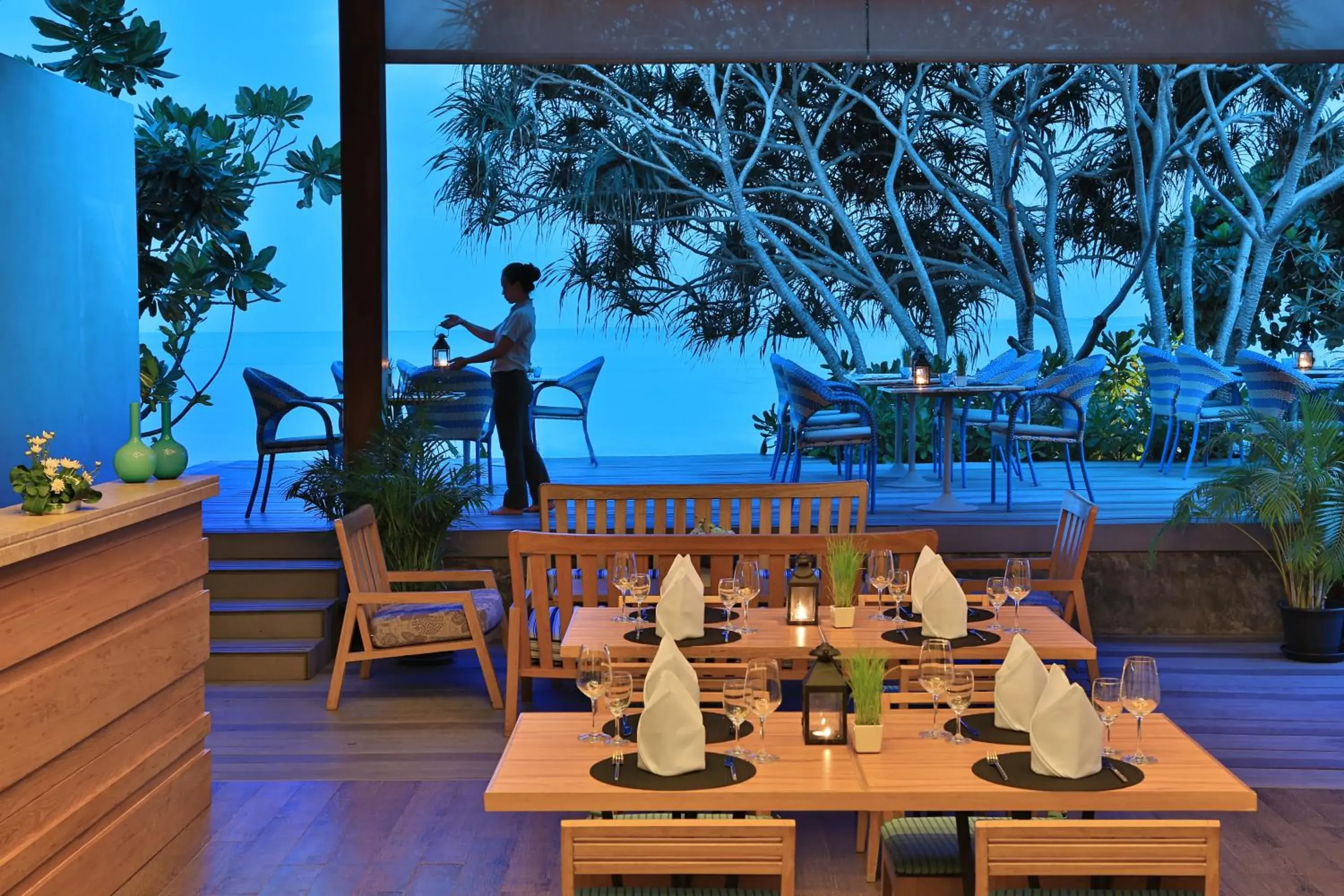 Restaurant/Places to Eat in Synergy Samui