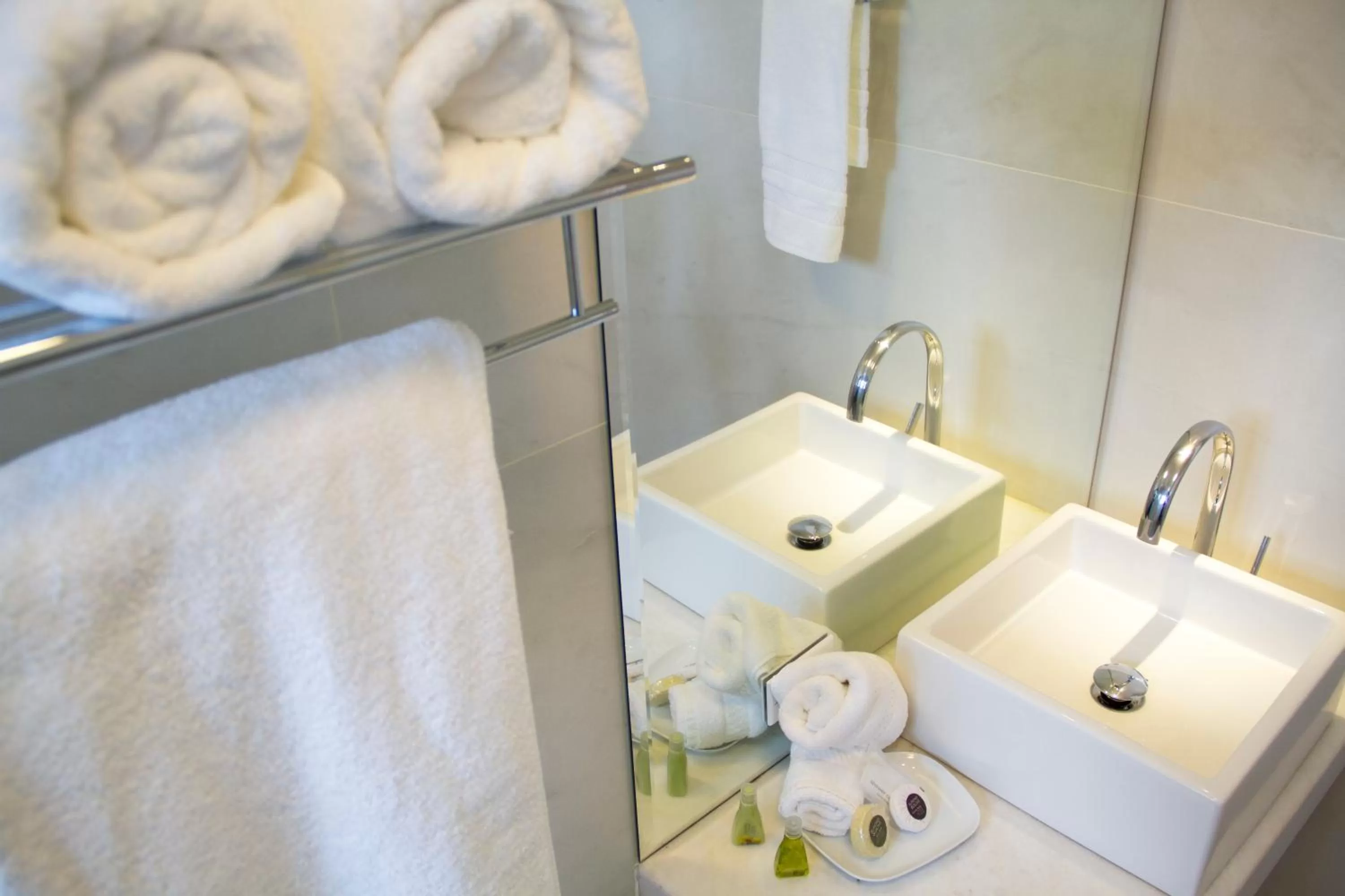 Bathroom in Albrook Inn