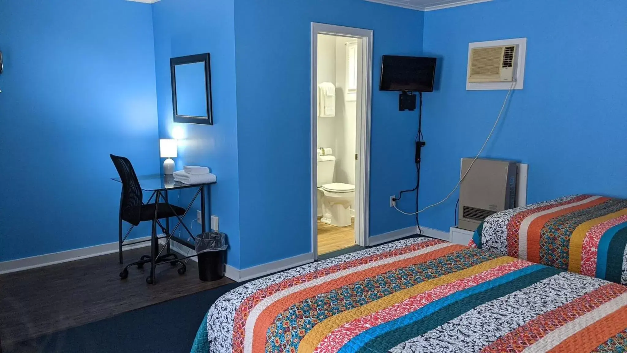 Bed in Blue Ridge Motel