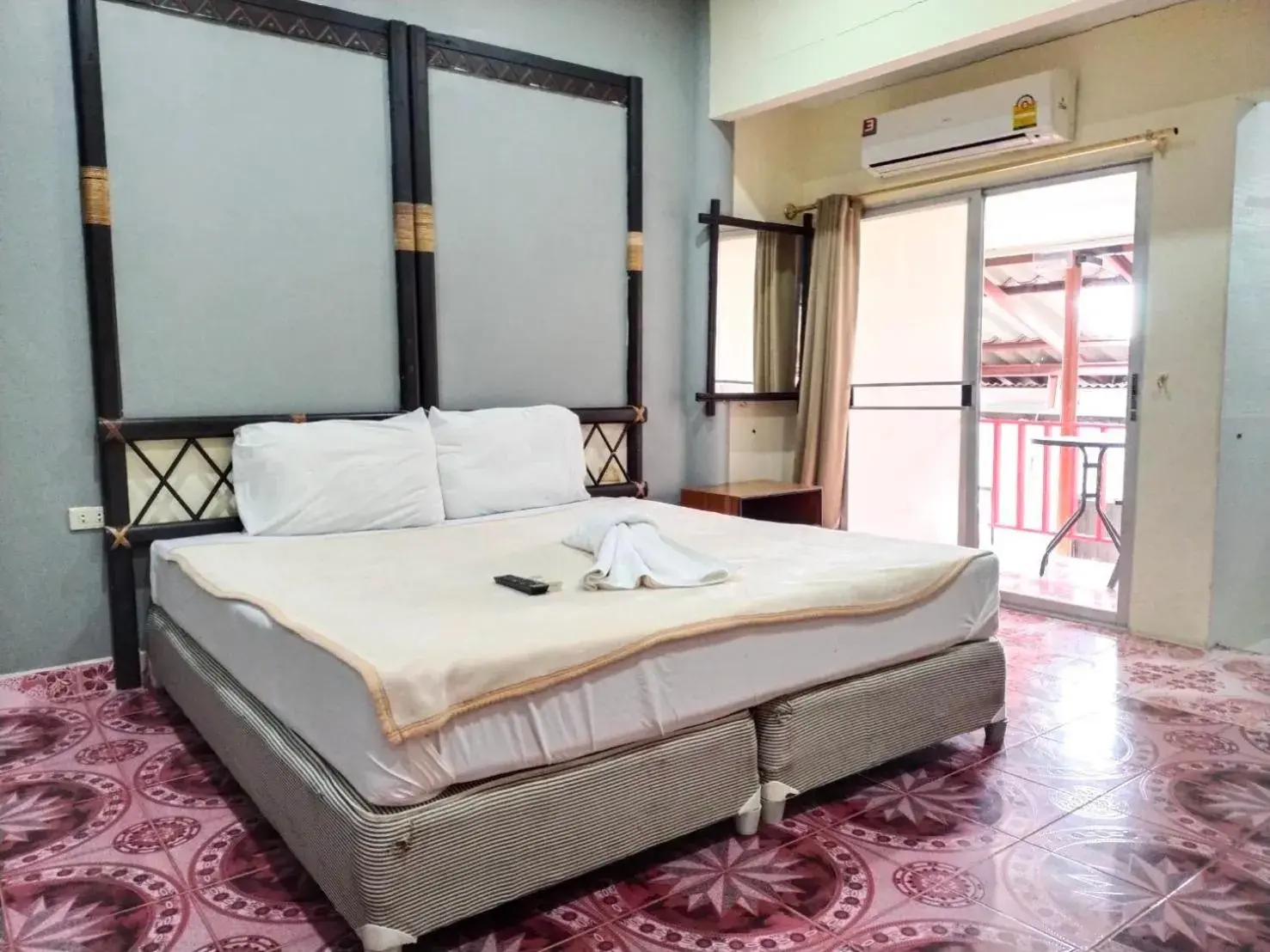 Bed in Baan Kaew Ruen Kwan