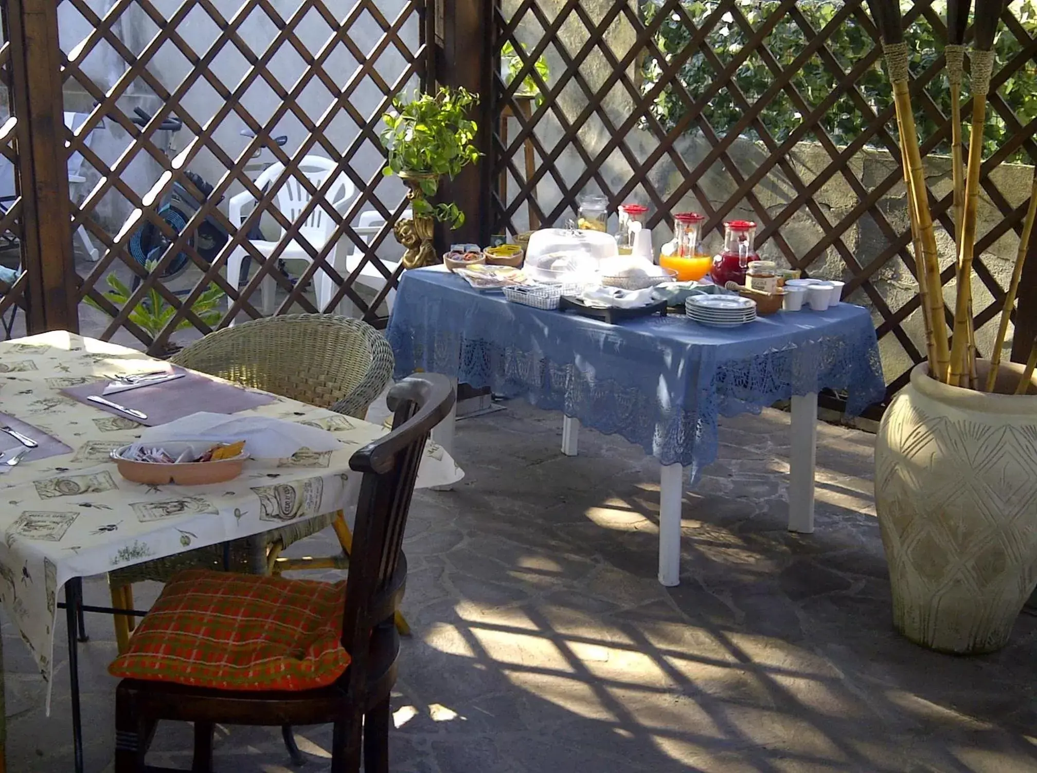 Restaurant/Places to Eat in B&B A Casa di Mael