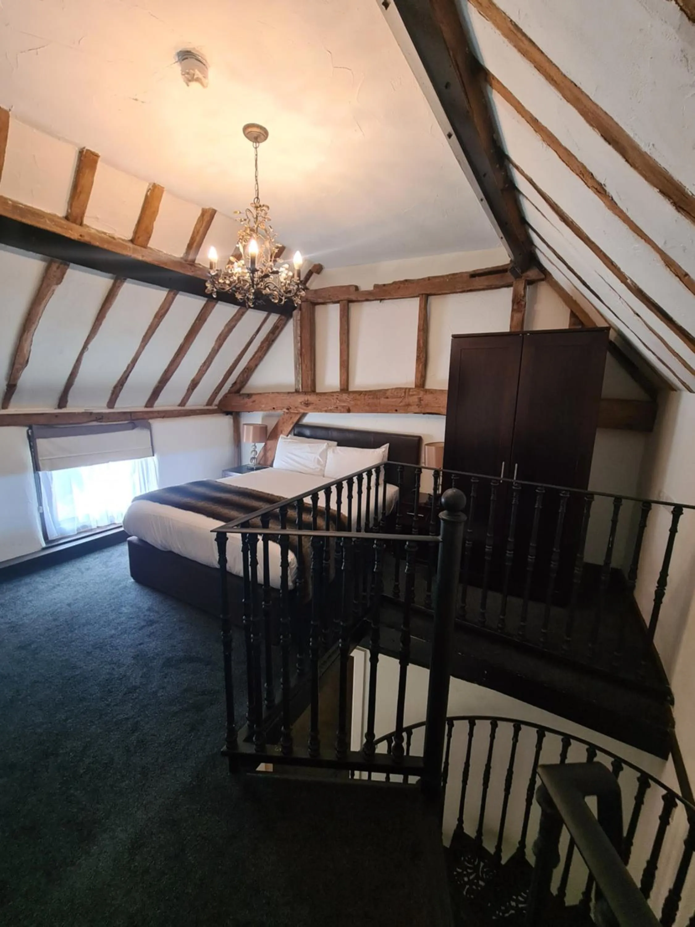 Bedroom in Kings Arms Hotel