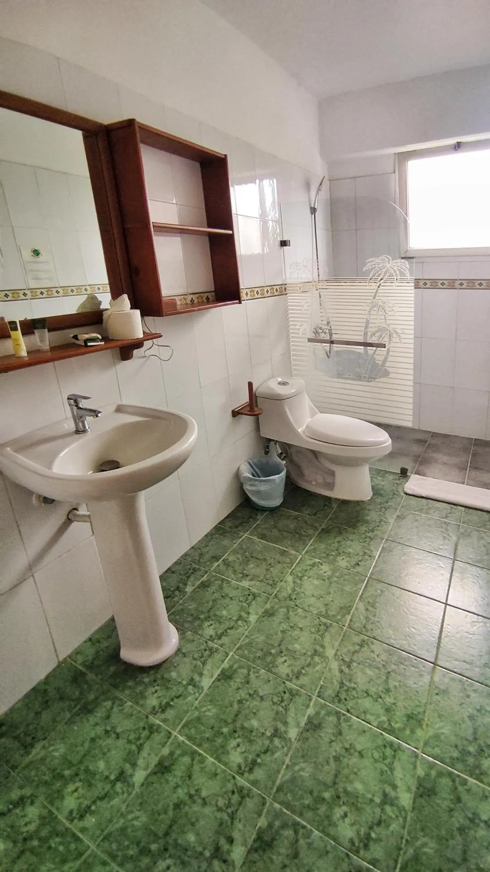 Bathroom in Acuarium Suite Resort