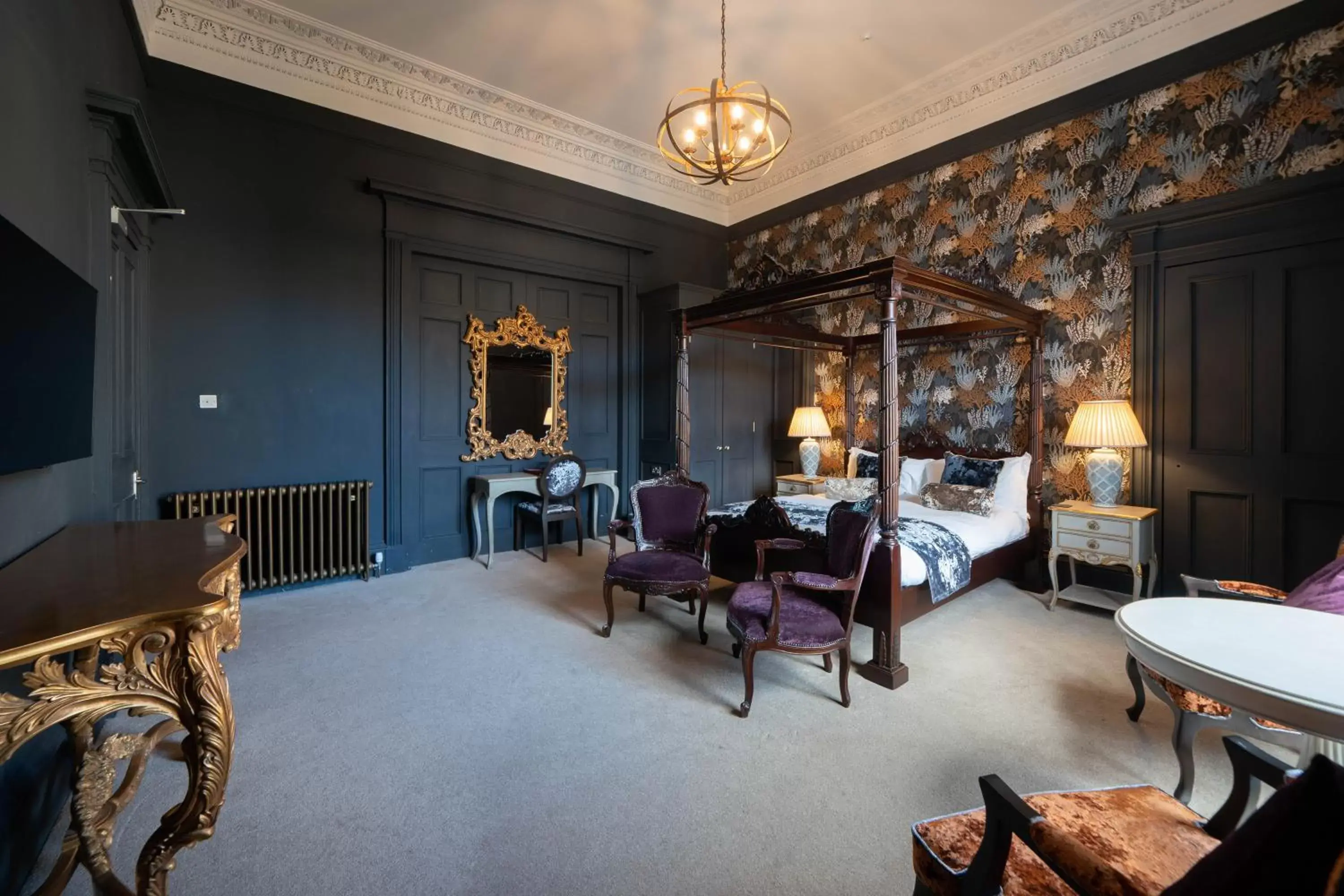 Bedroom, Seating Area in No. 11 Boutique Hotel & Brasserie