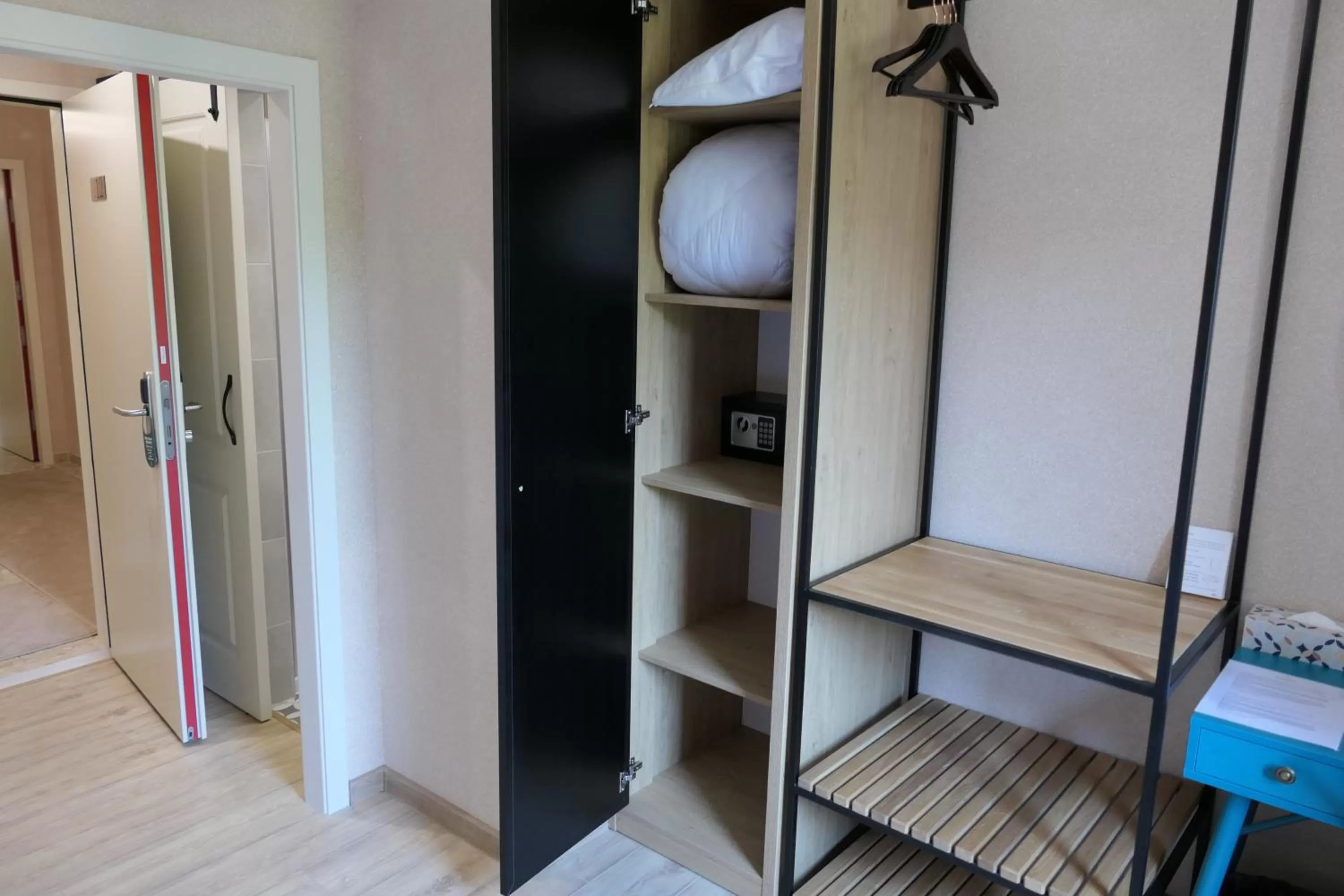 Bedroom in Hotel MEDITERRANEO