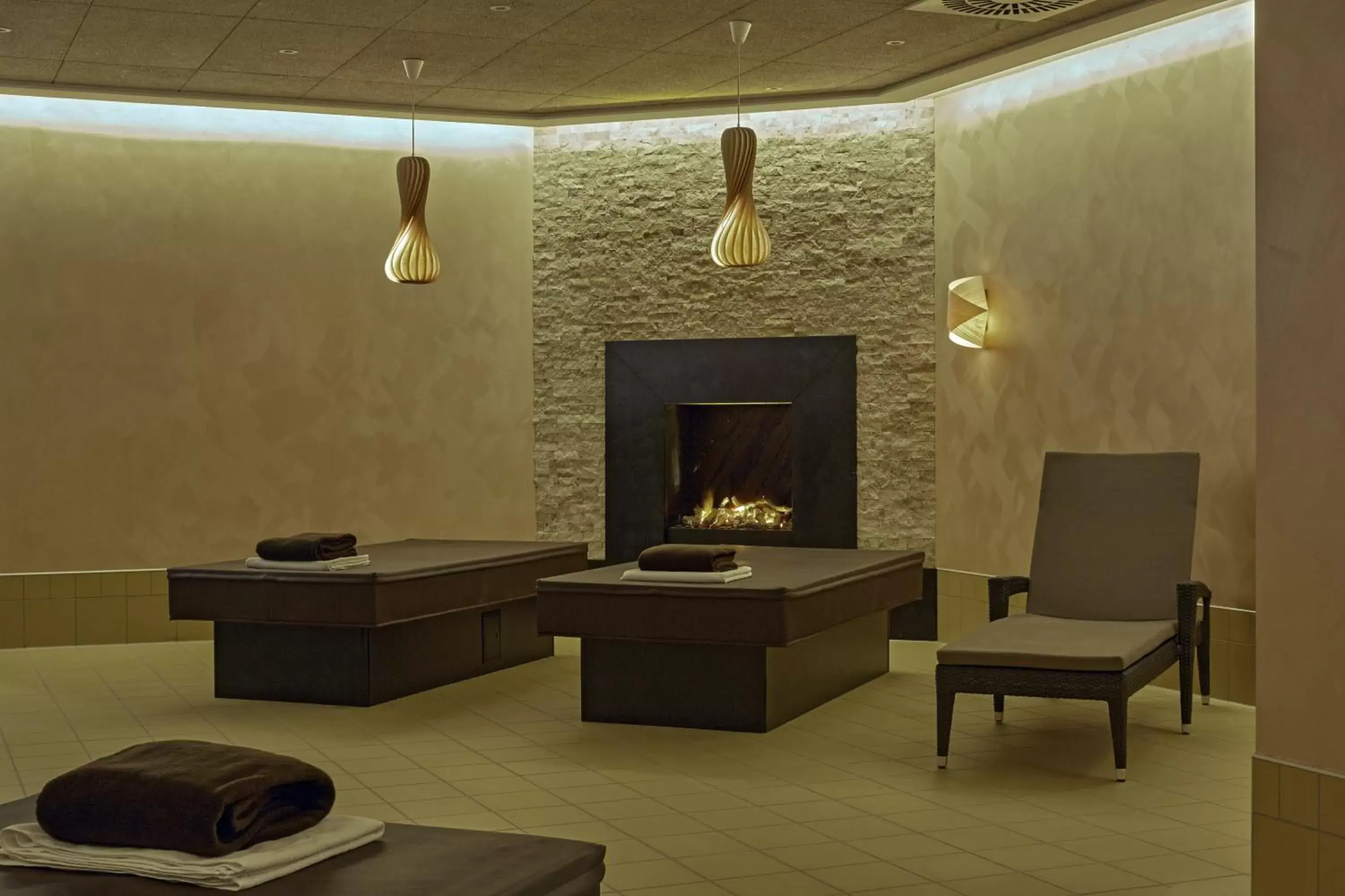 Massage, Seating Area in H+ Hotel & SPA Friedrichroda