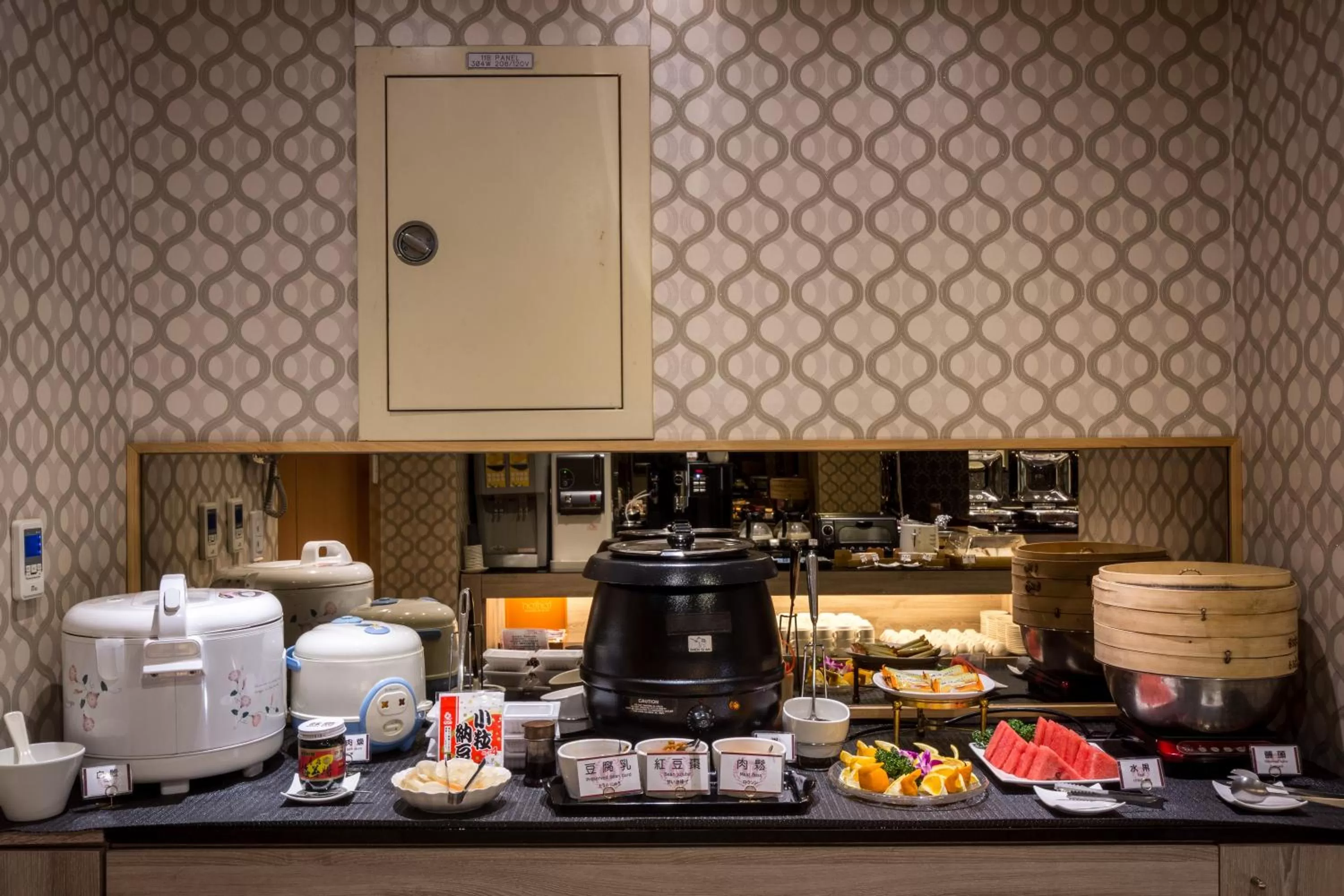 Food and drinks in Formosa Corridor Hotel