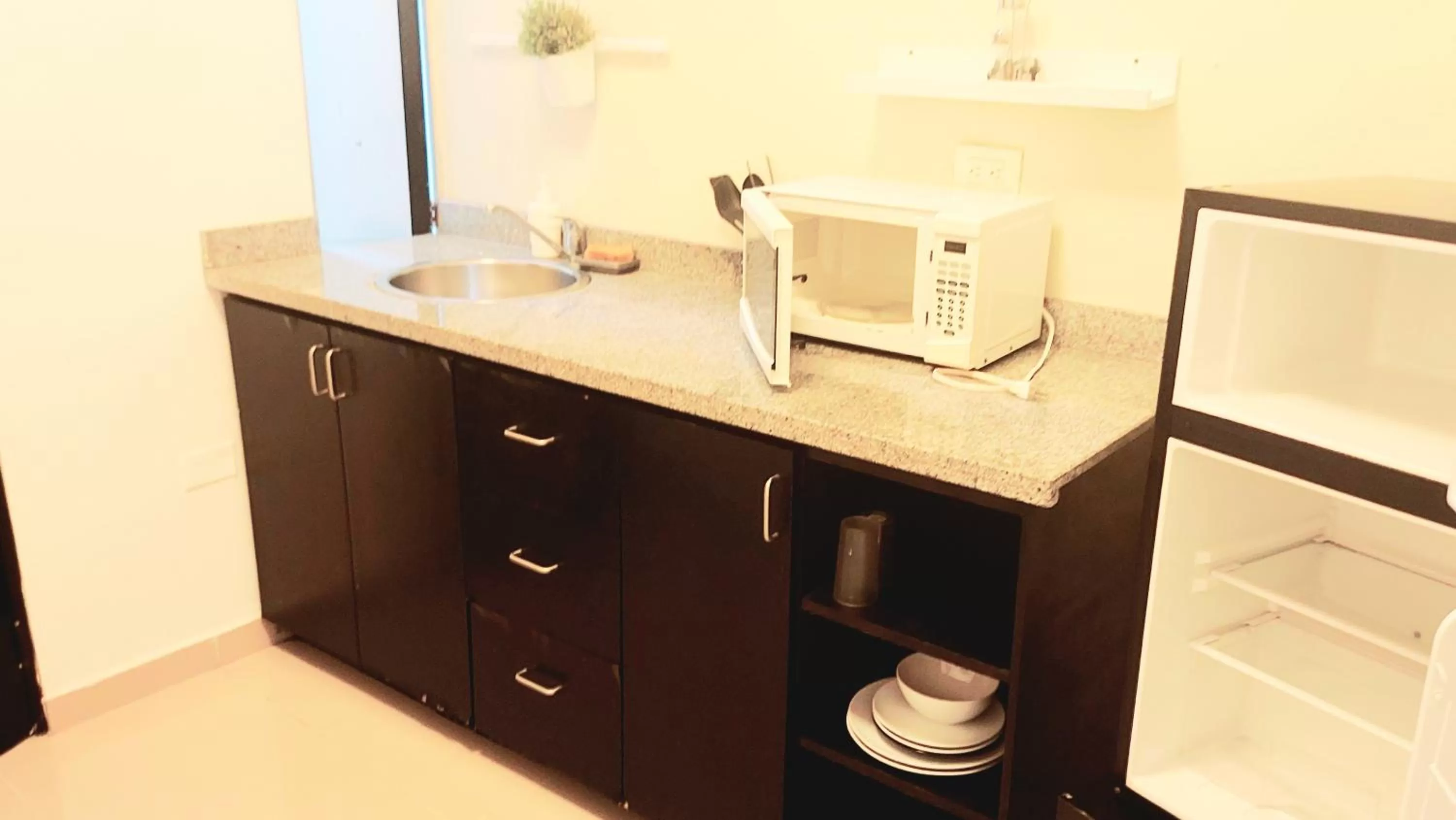 Budget Double Room in Hotel Tau Art Residence
