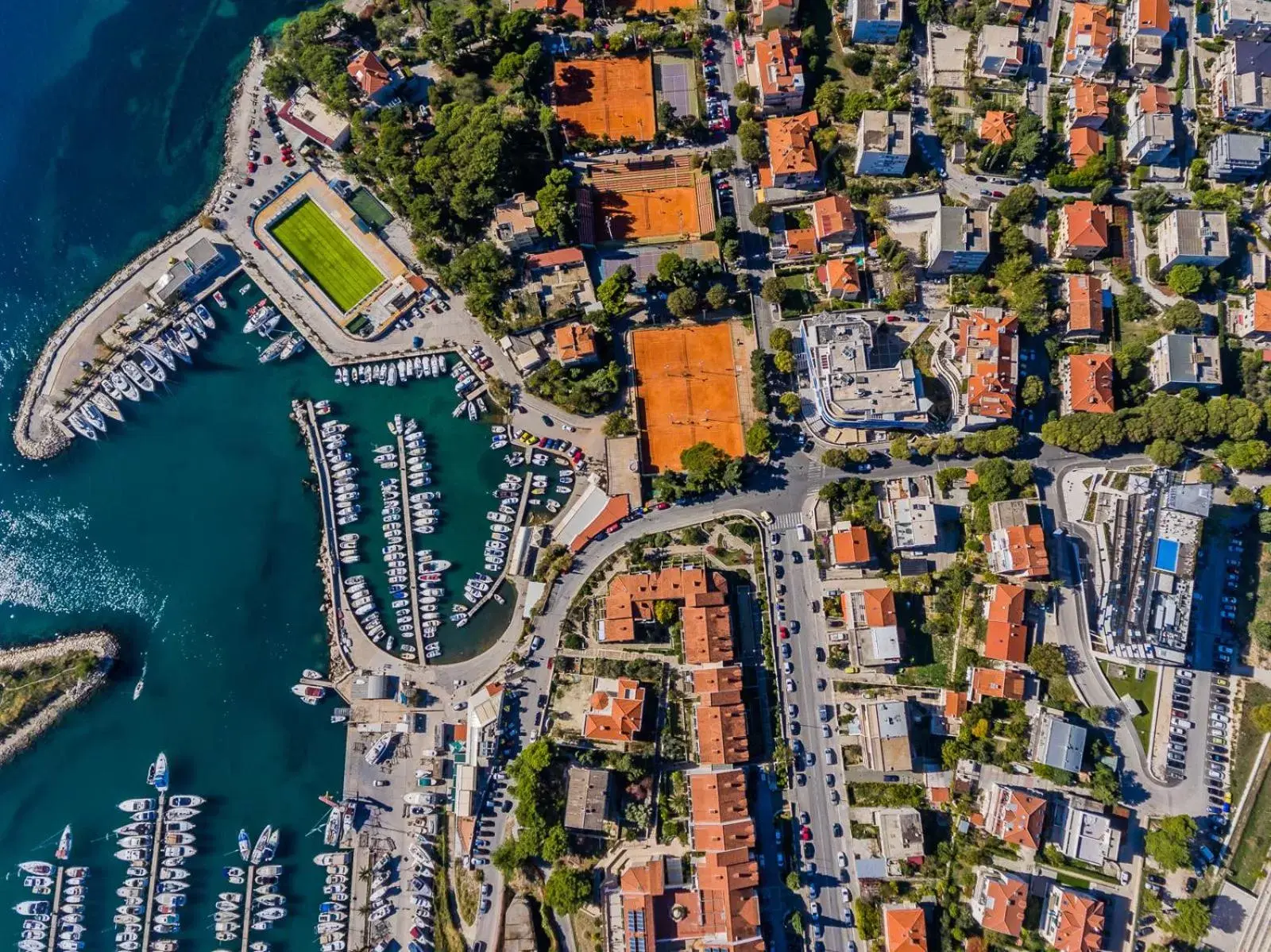 Property building, Bird's-eye View in Marvie Hotel & Health