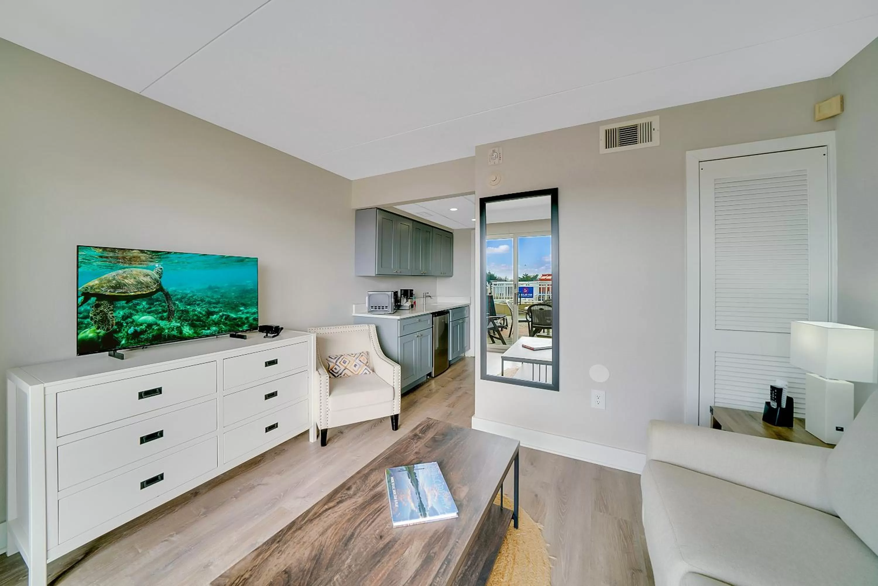 Montreal Beach Resort