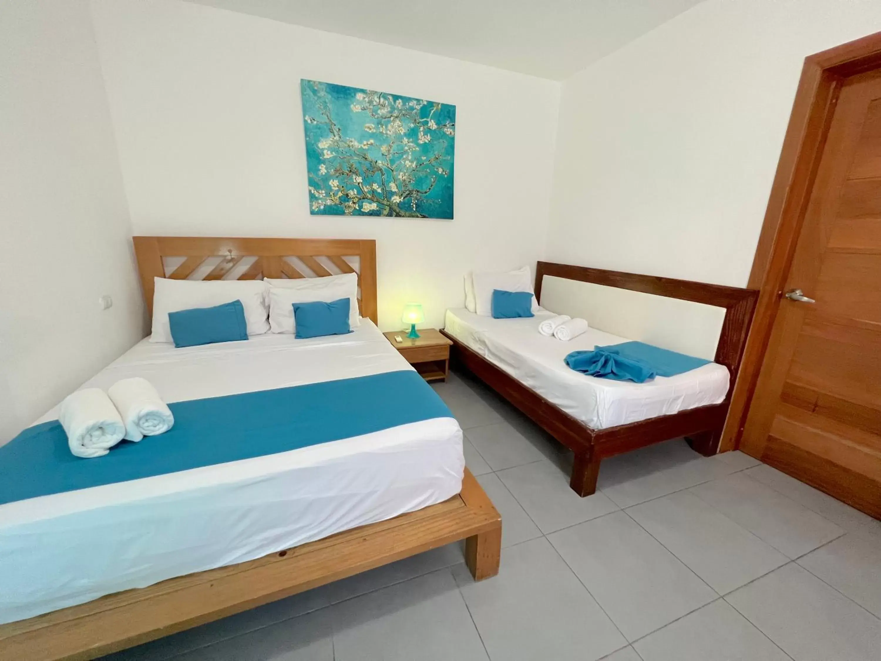 Family Suite in SOL CARIBE SUITES - PLAYA LOS CORALES - beach club, wifi, swimming pool