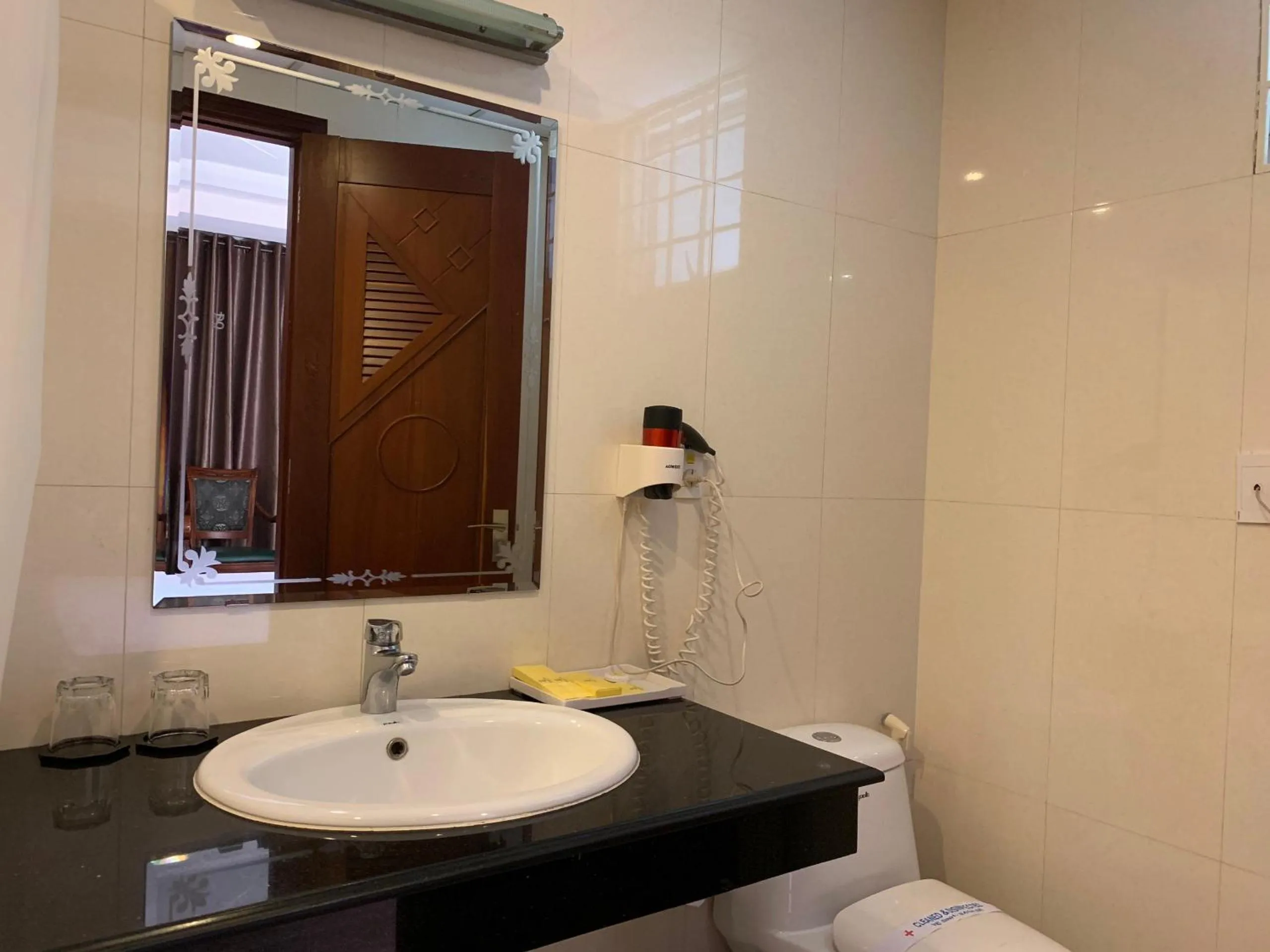 Bathroom in Sophia Hotel