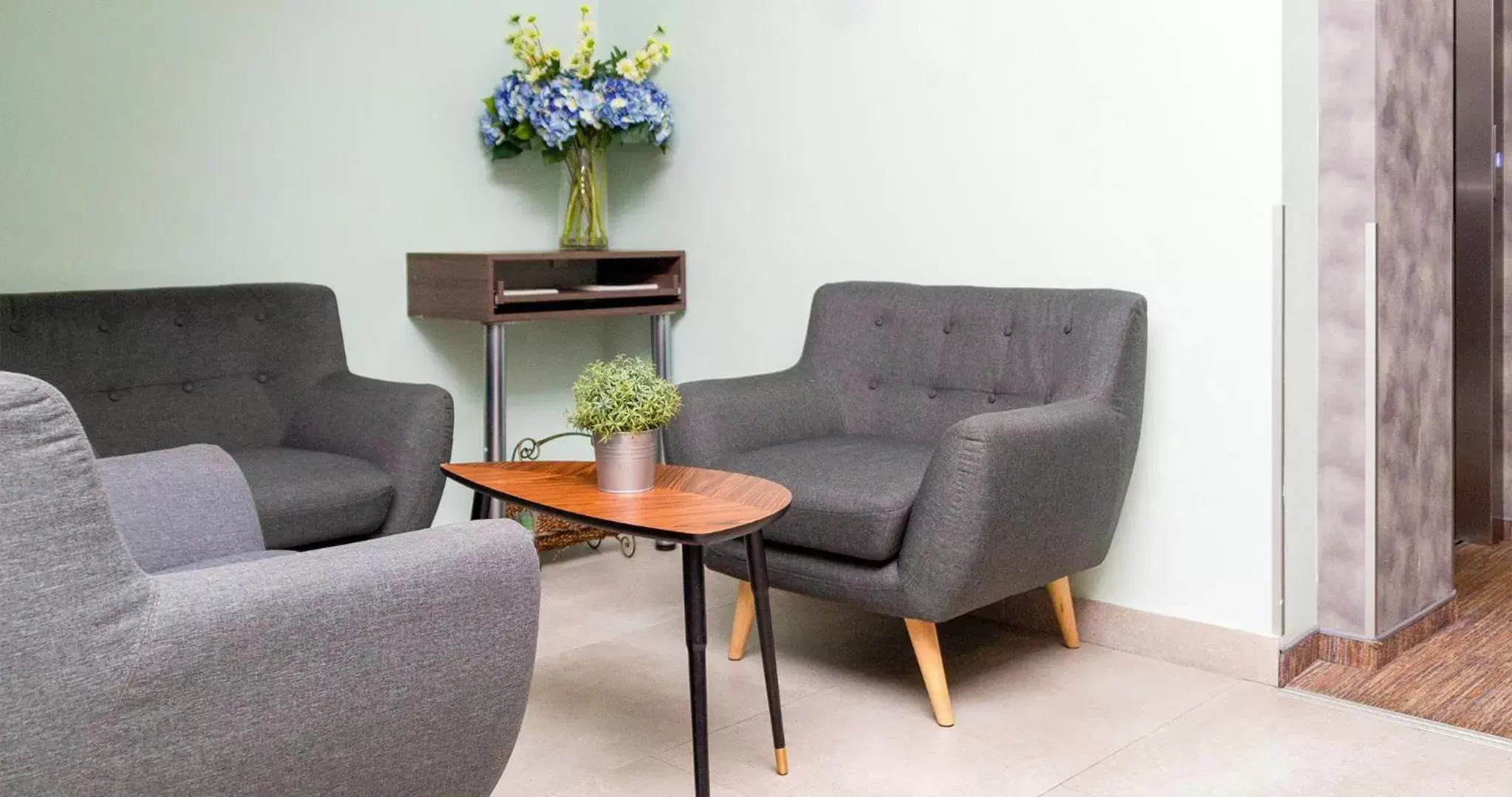 Lobby or reception in Garni Hotel Mint Lobby or reception in Garni Hotel Mint