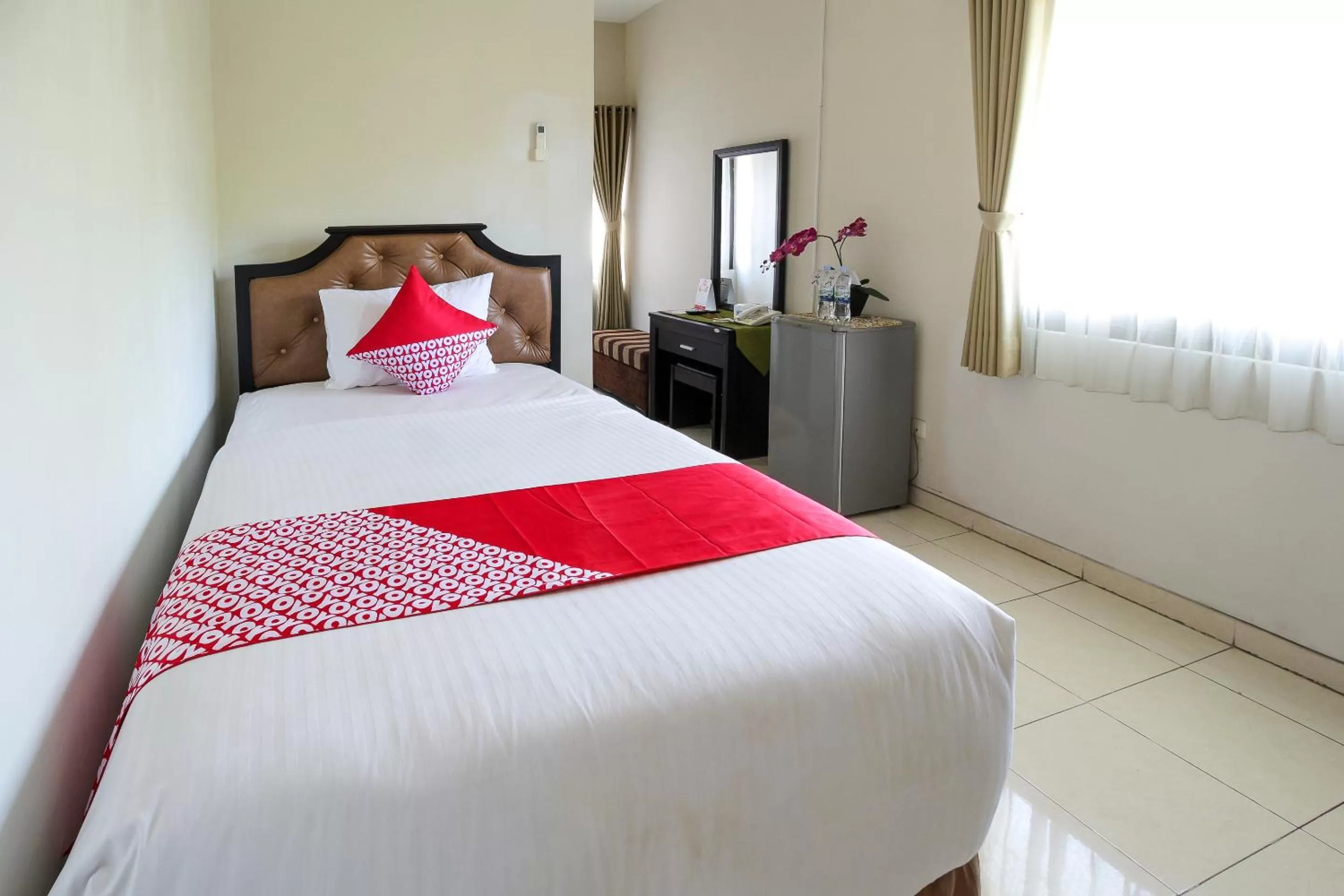 Bedroom, Bed in OYO 734 Tuban Torres Accomodation