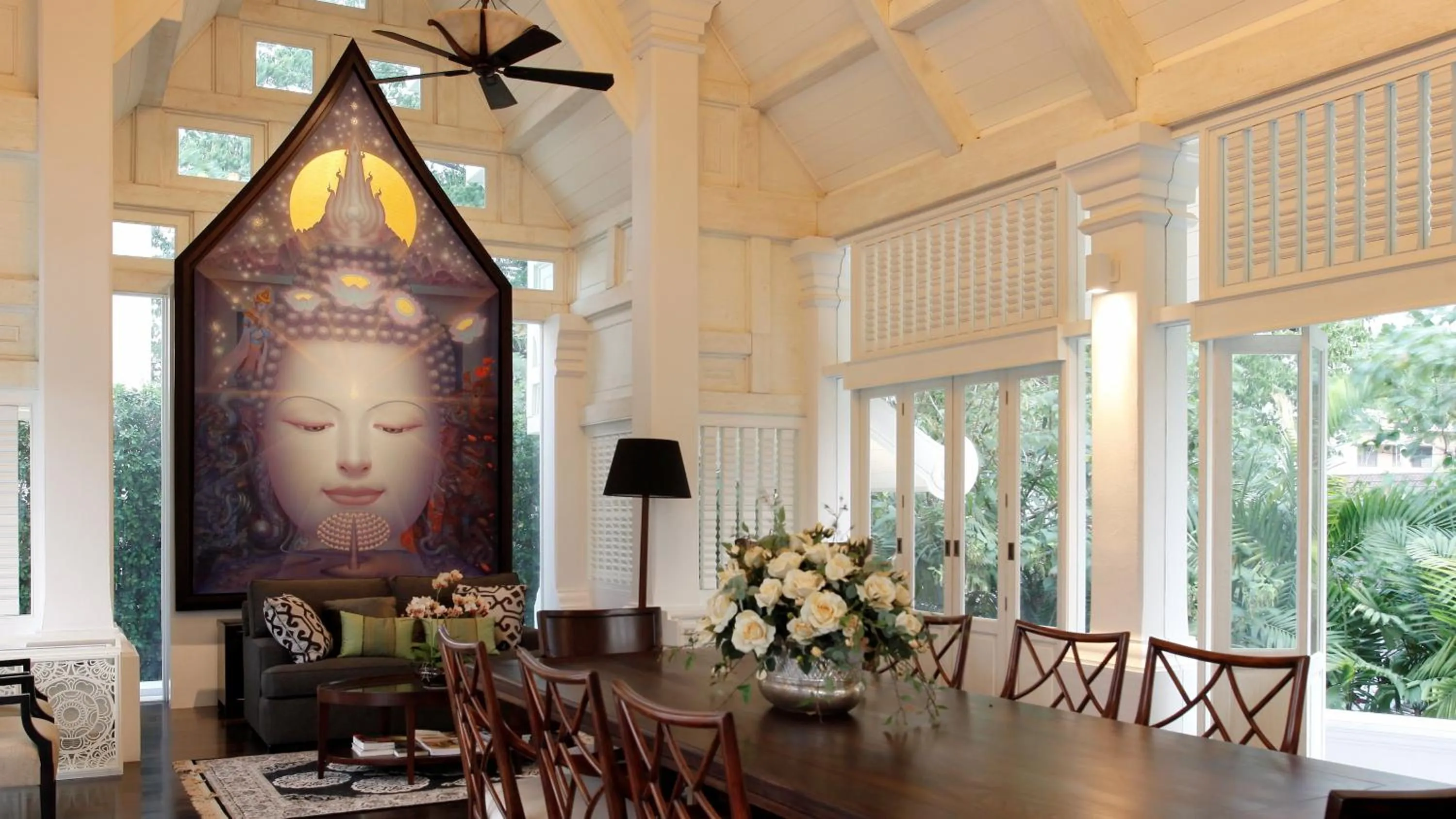 Library in Makka Hotel