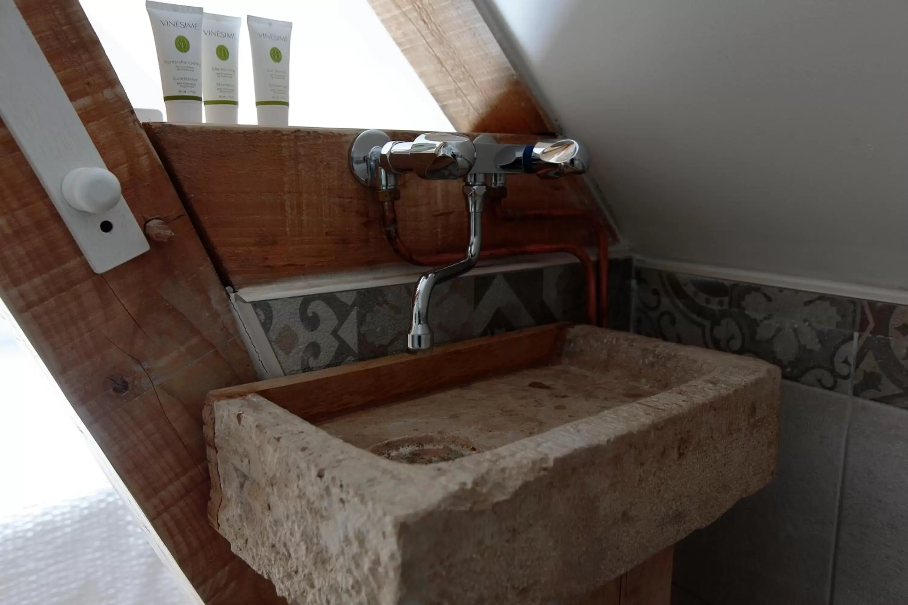 Decorative detail, Bathroom in Hotel Saint Georges