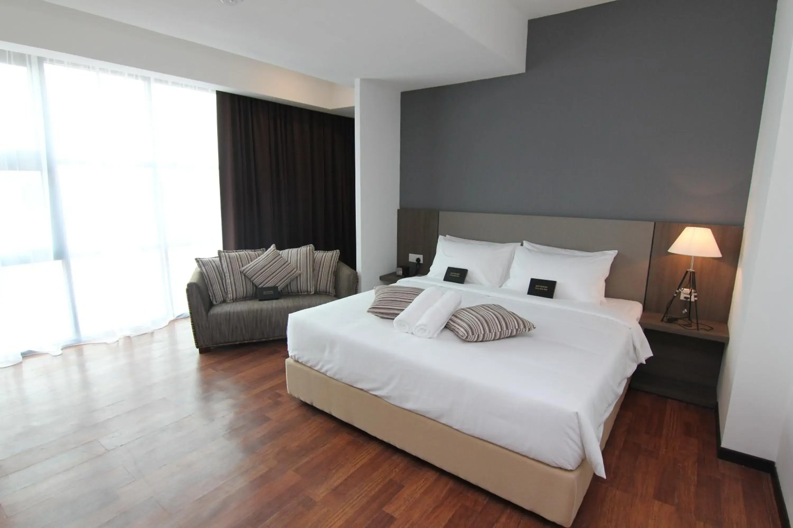 Bedroom, Bed in Nexus Business Suite Hotel